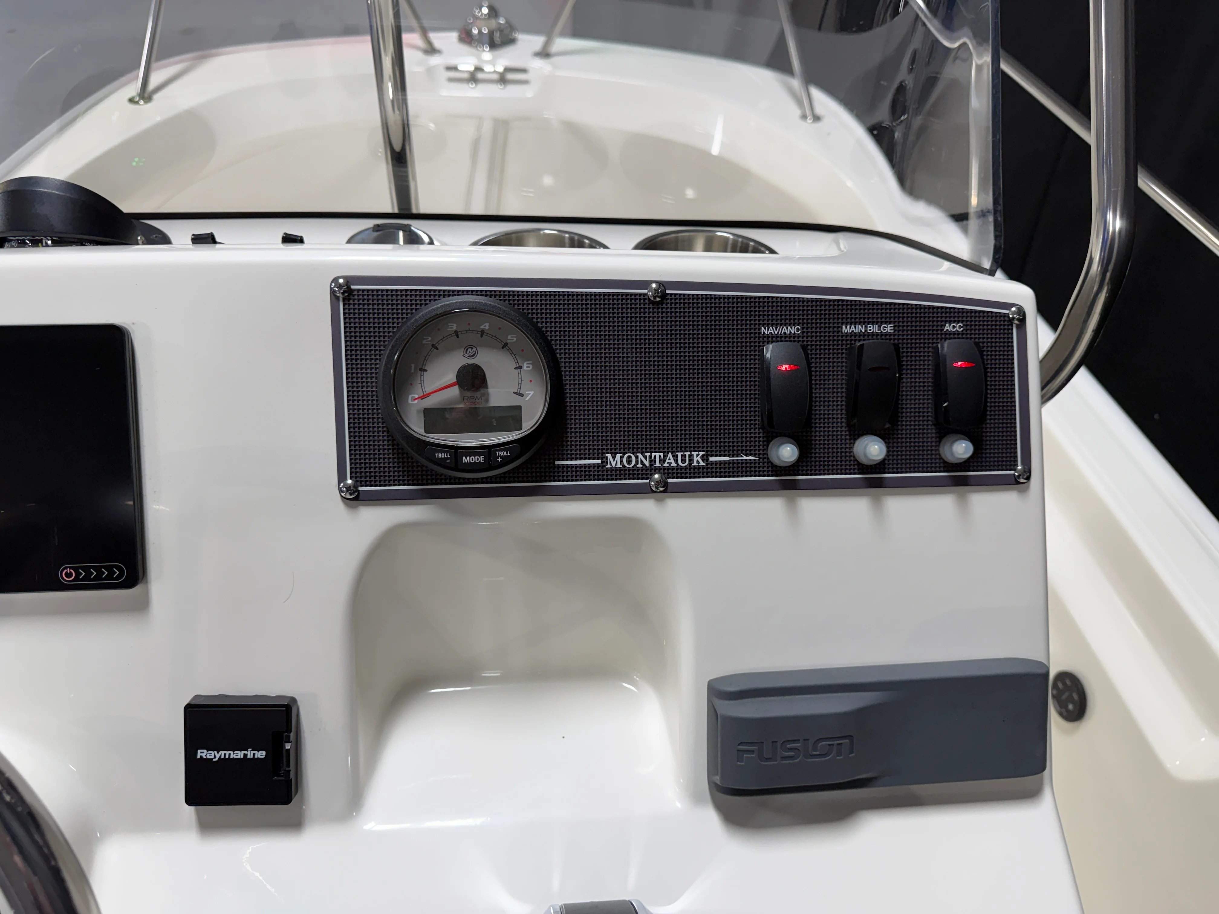 2022 Boston Whaler 150 Montauk Image Thumbnail #29