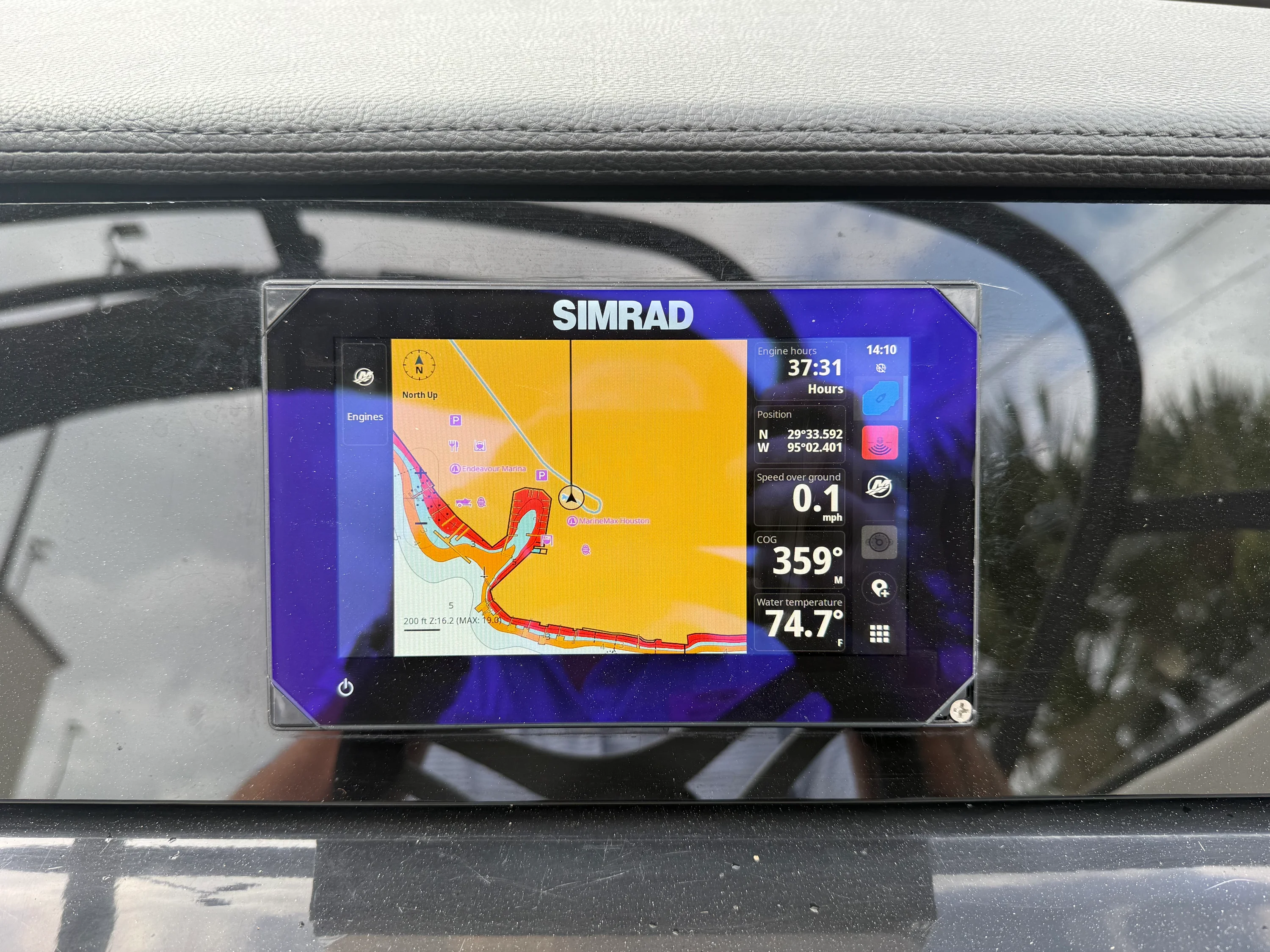 2024 Sea Ray 210 SPX Outboard Image Thumbnail #18