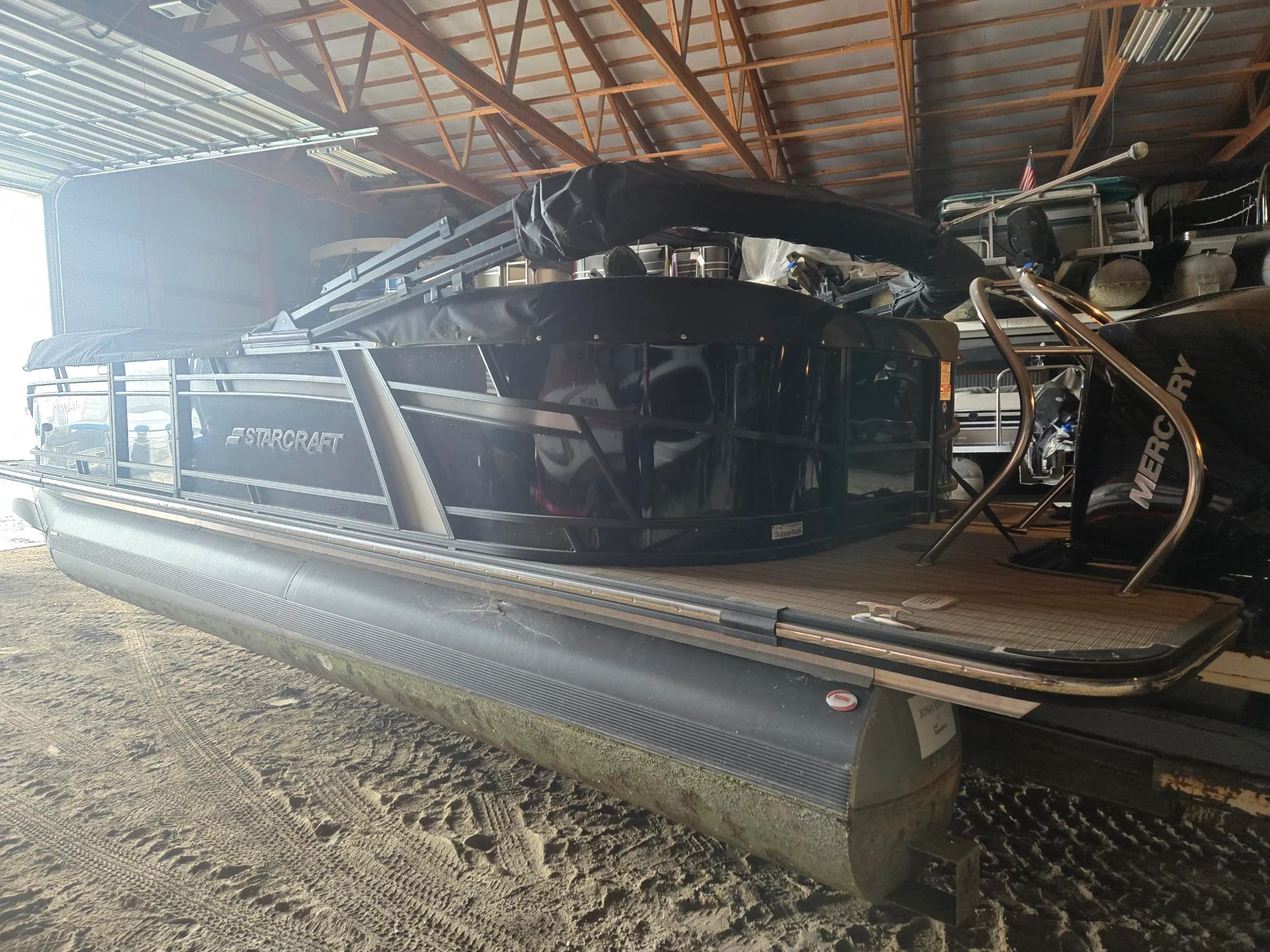 2022 Starcraft SLS3 TRITOON Image Thumbnail #1