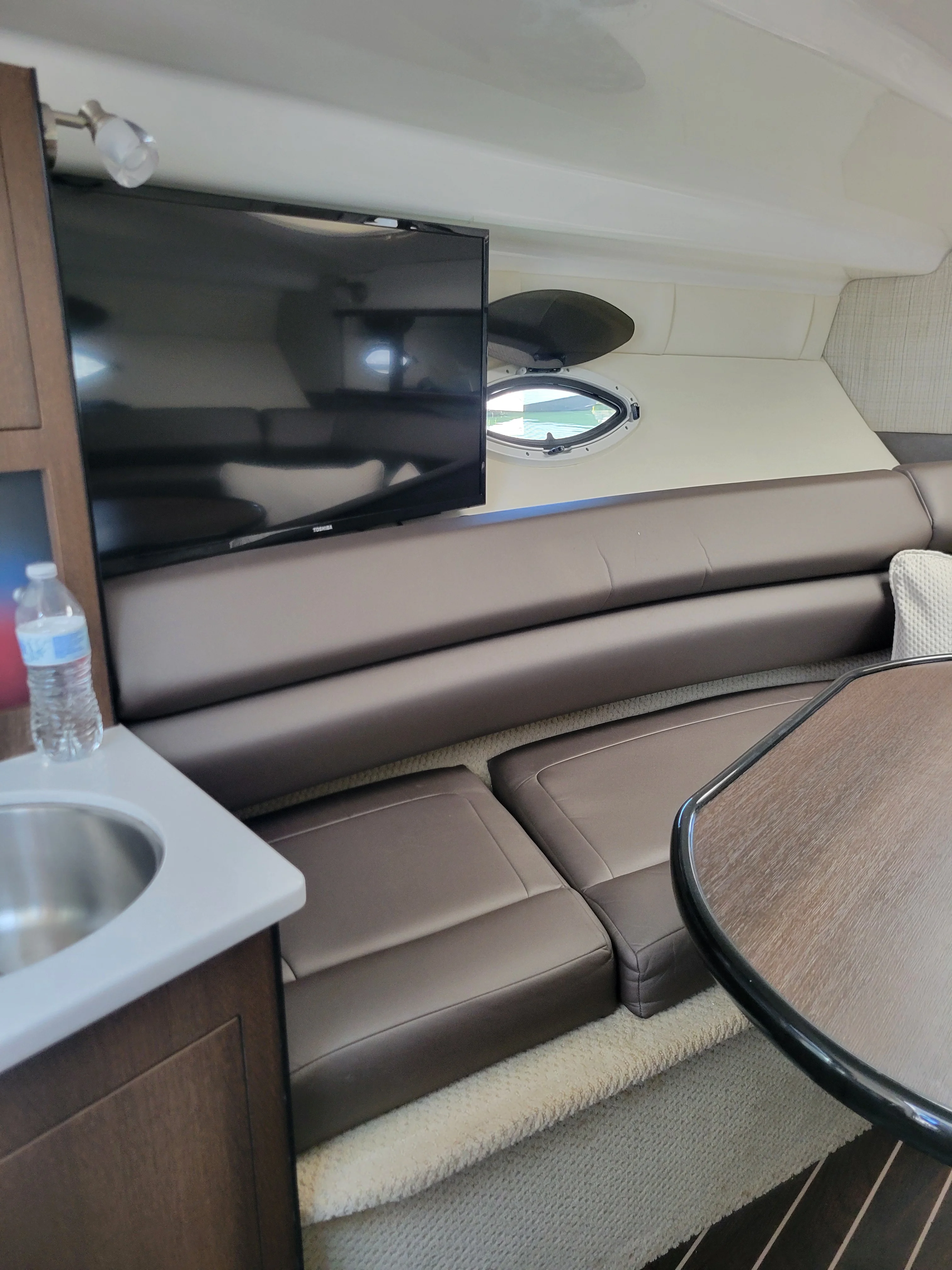 2018 Monterey 275 SPORT YACHT Image Thumbnail #14