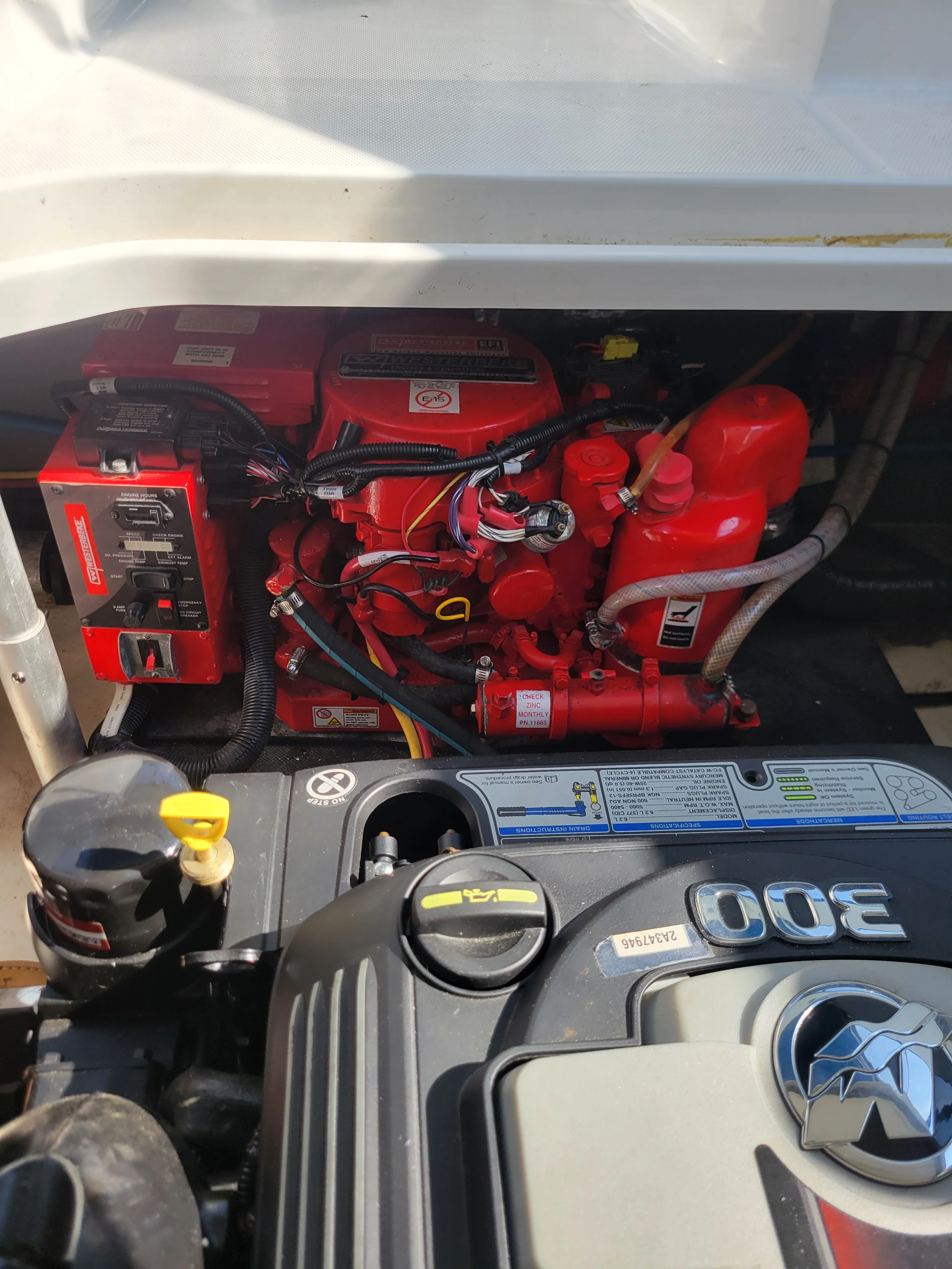 2018 Monterey 275 SPORT YACHT Image Thumbnail #16