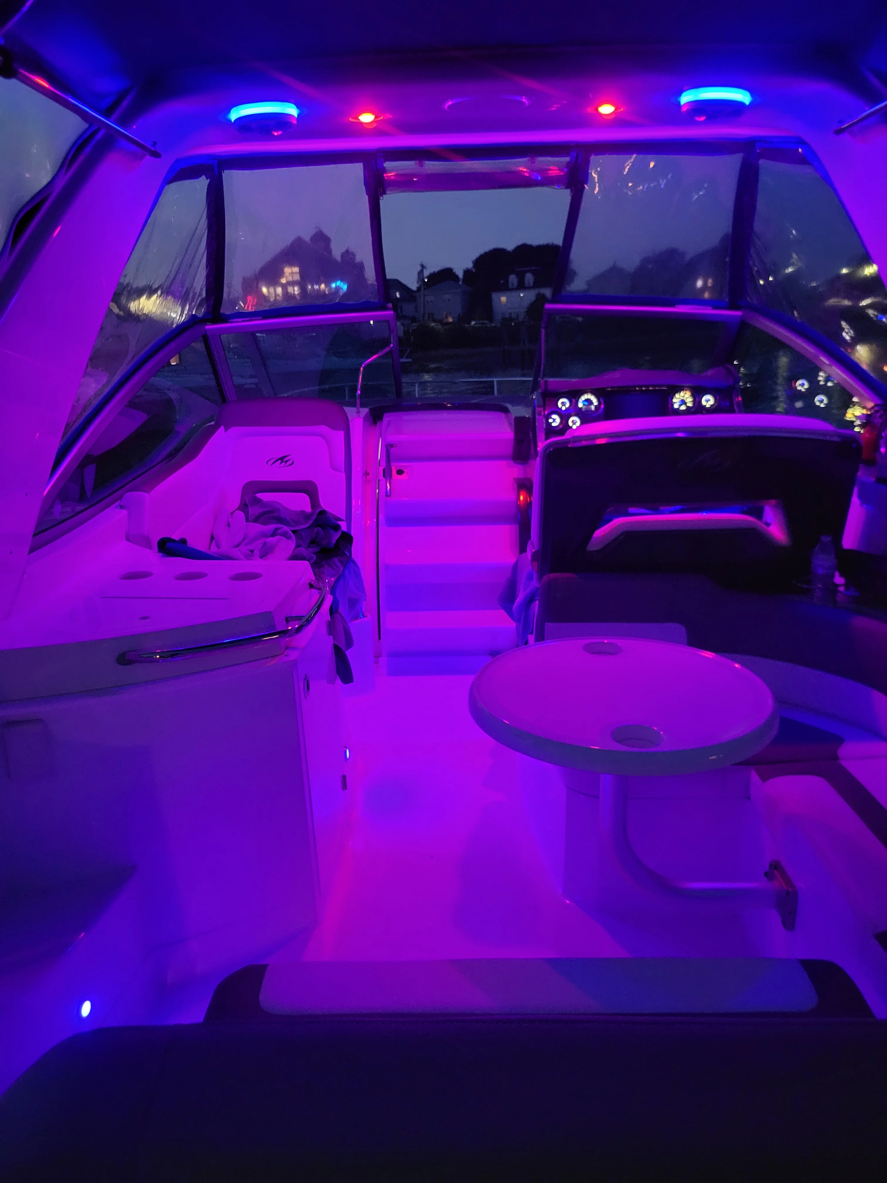 2018 Monterey 275 SPORT YACHT Image Thumbnail #18