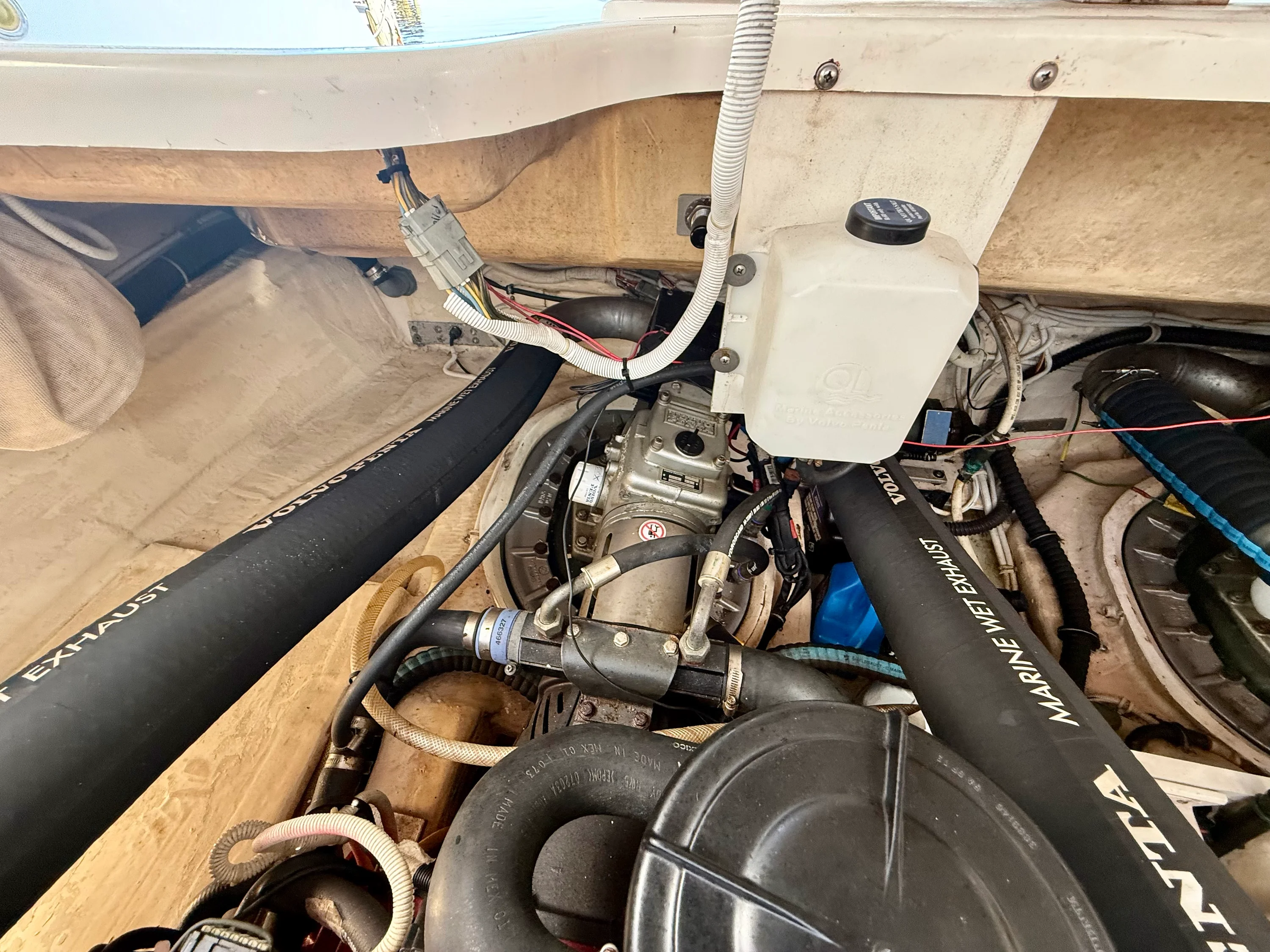 2008 Tiara Yachts 3500 SOVRAN Image Thumbnail #30