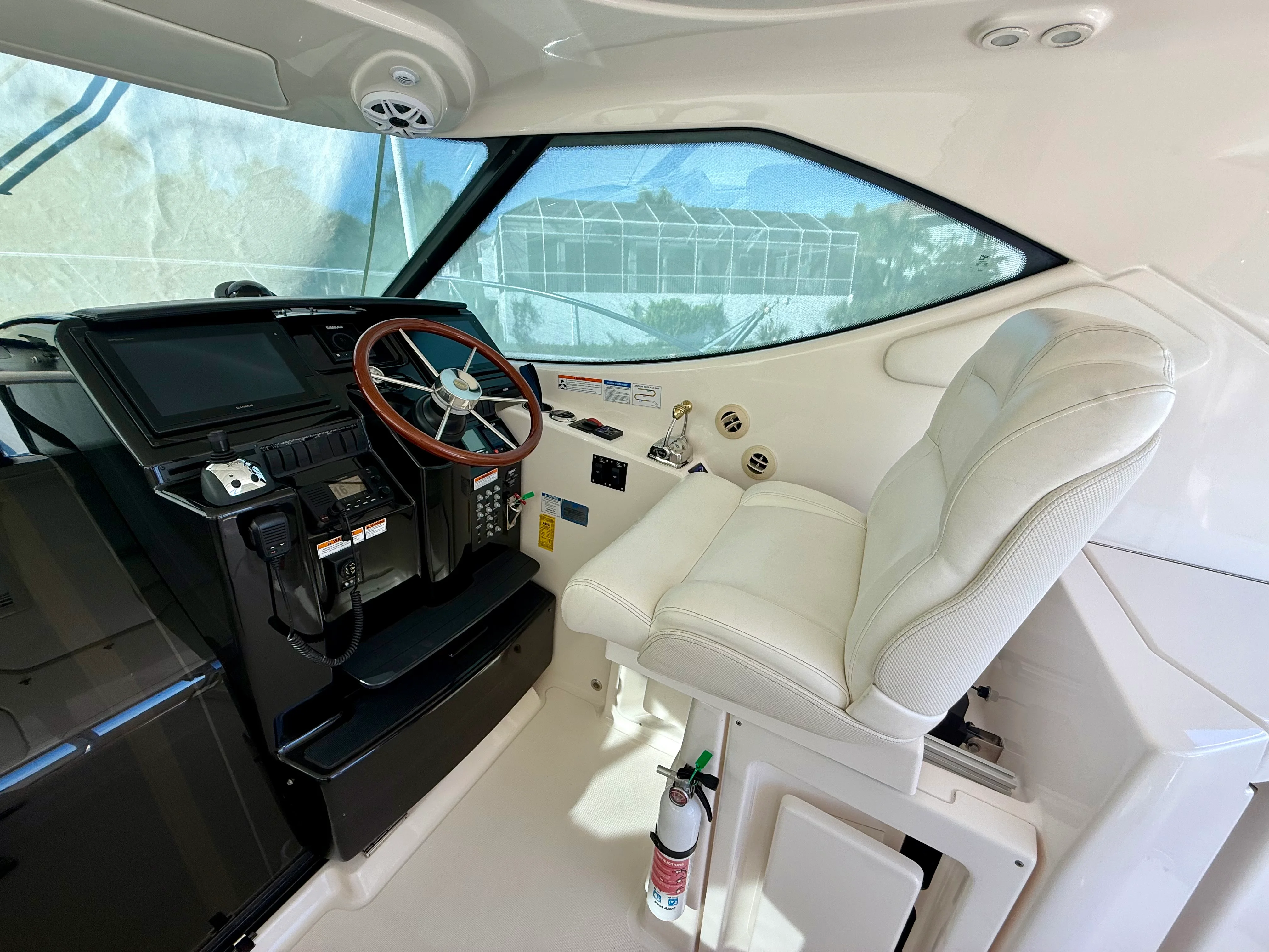 2008 Tiara Yachts 3500 SOVRAN Image Thumbnail #44