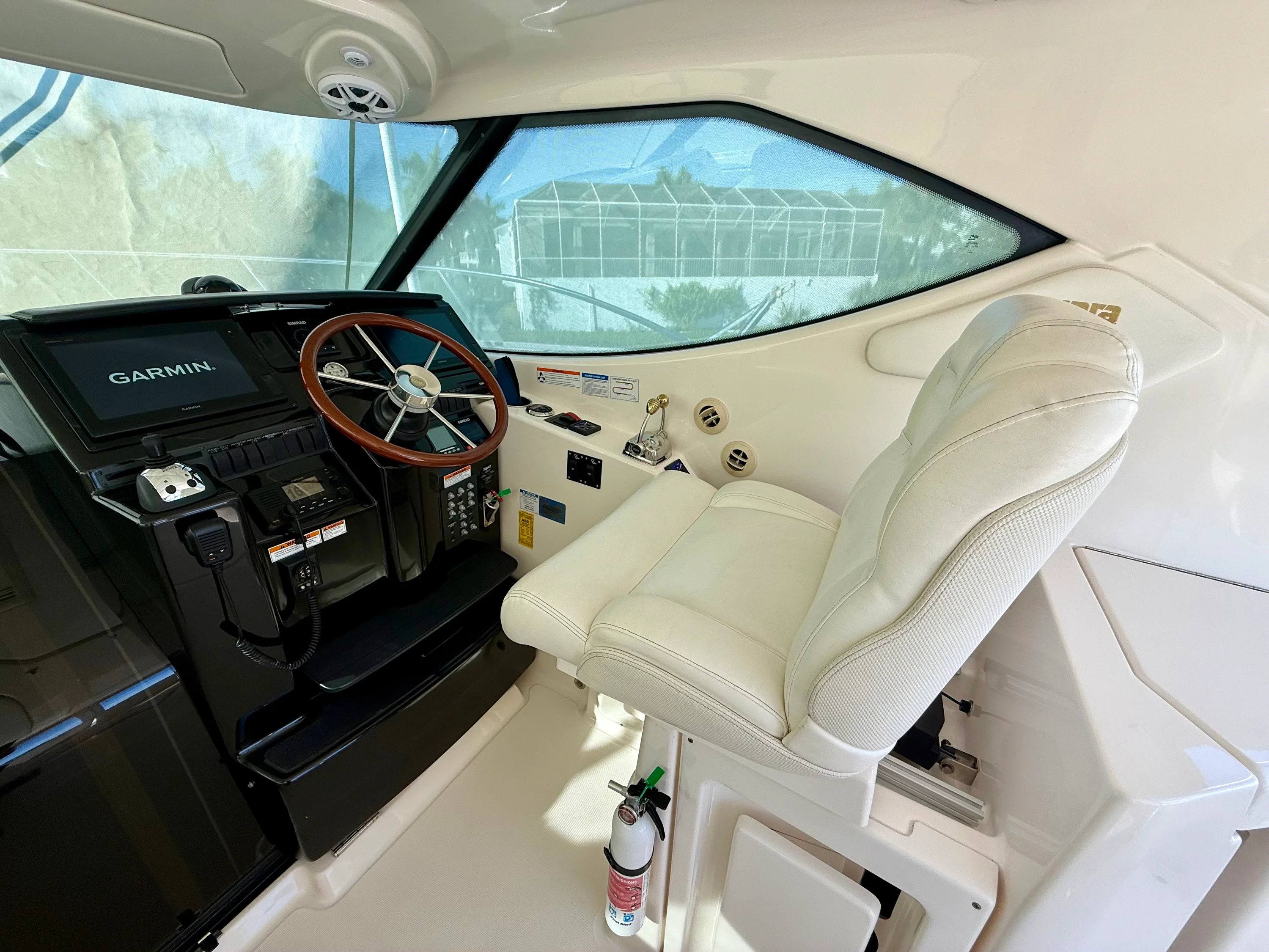 2008 Tiara Yachts 3500 SOVRAN Image Thumbnail #45