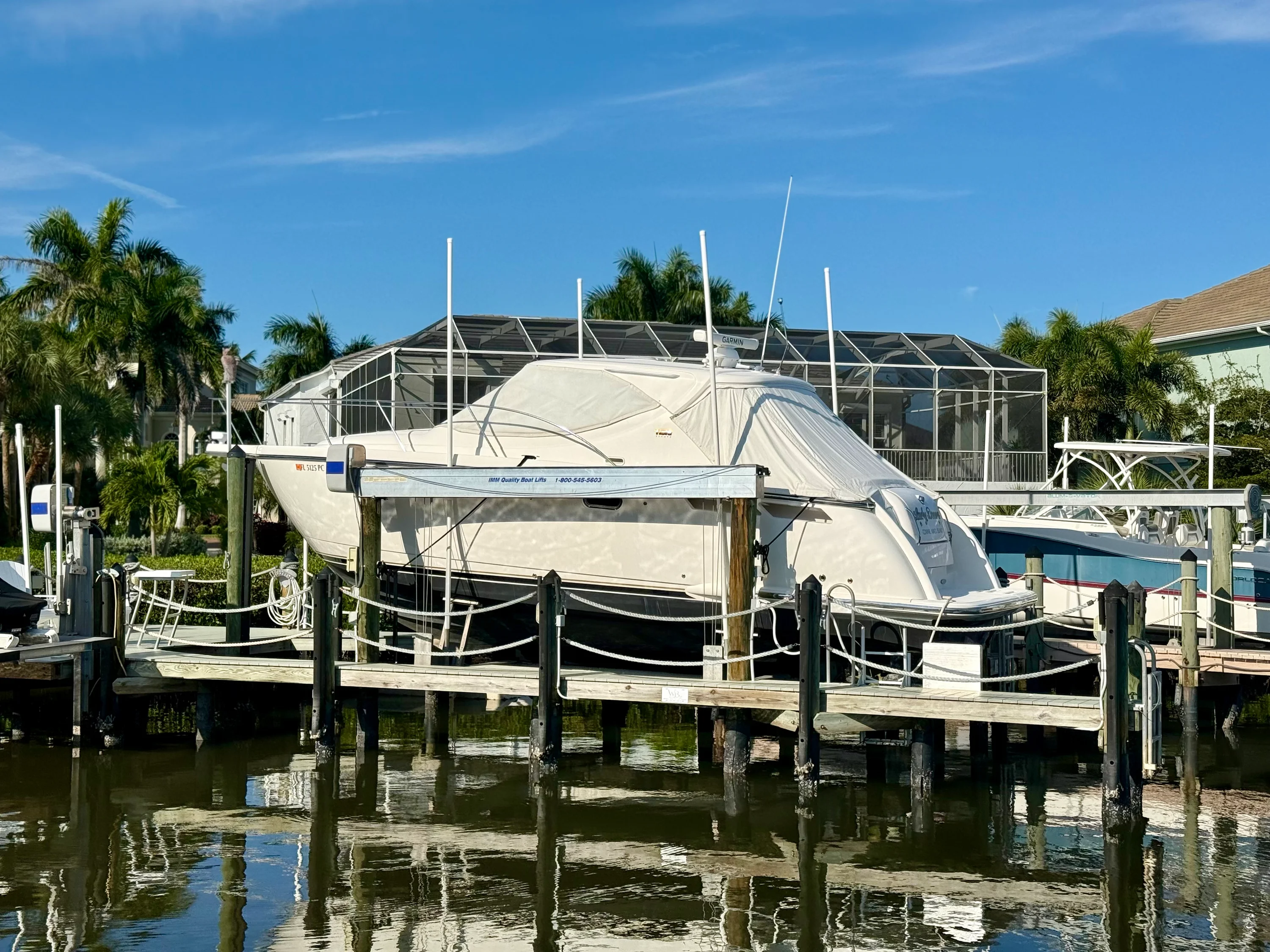 2008 Tiara Yachts 3500 SOVRAN Image Thumbnail #2