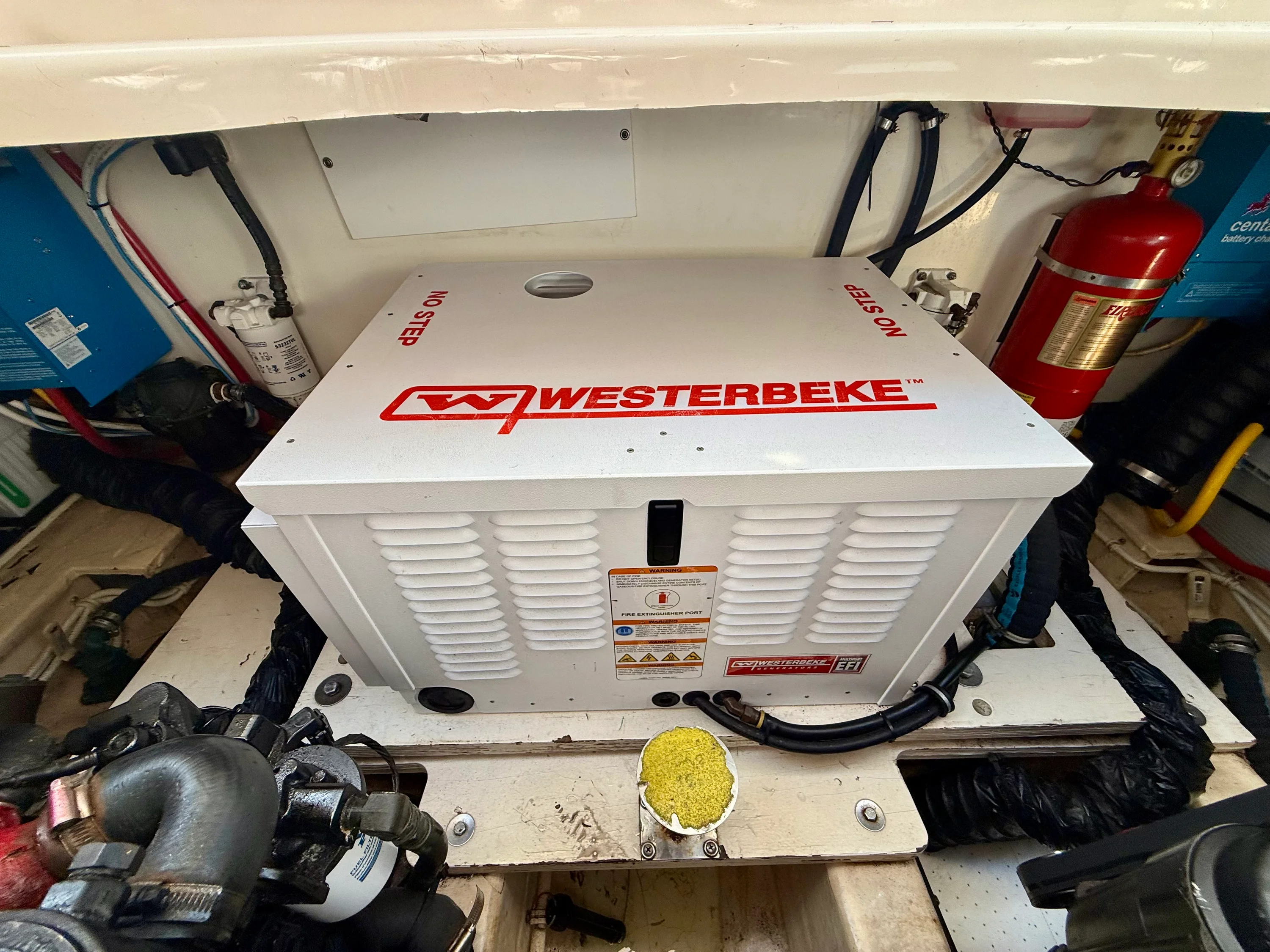 2008 Tiara Yachts 3500 SOVRAN Image Thumbnail #28