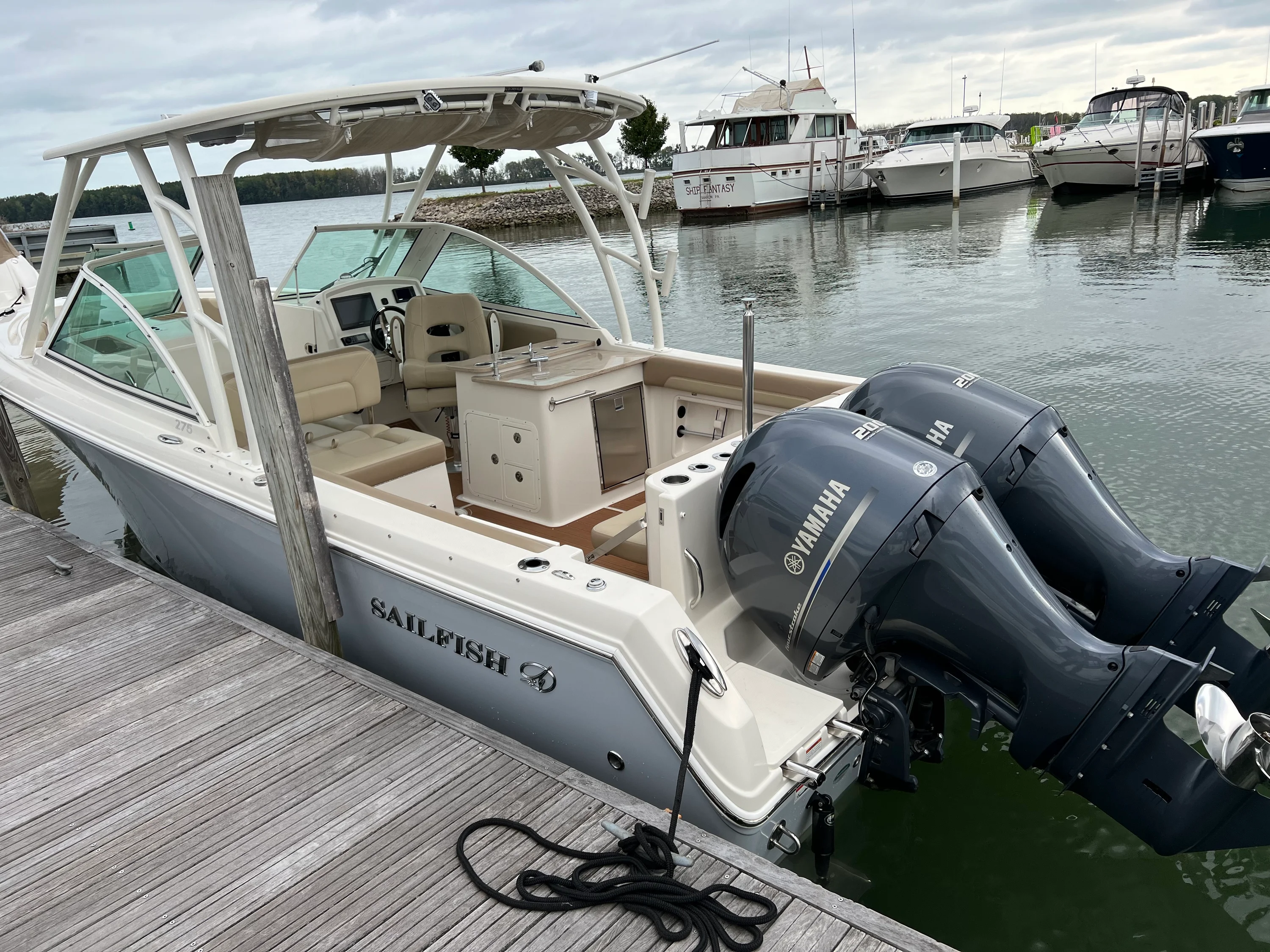 2019 Sailfish 275 DC Image Thumbnail #33