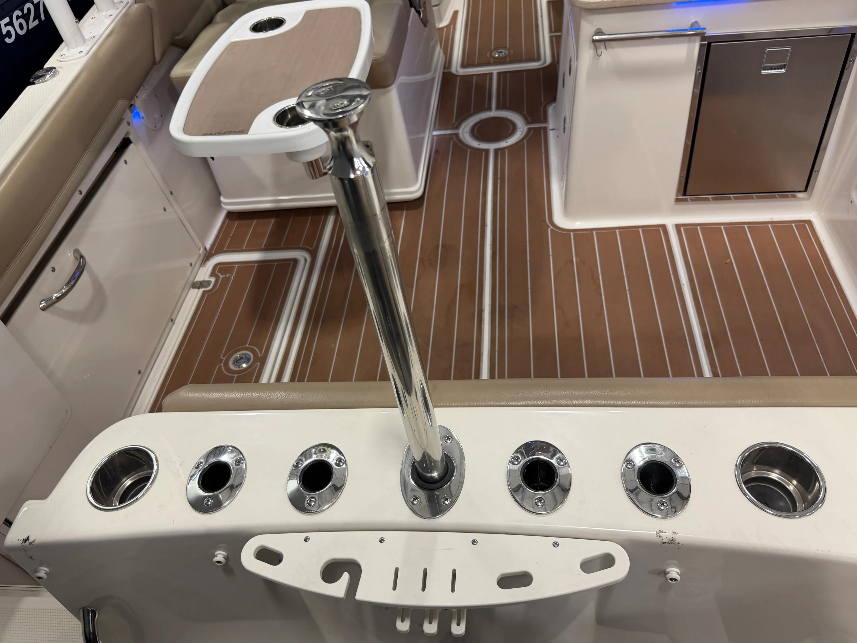 2019 Sailfish 275 DC Image Thumbnail #14