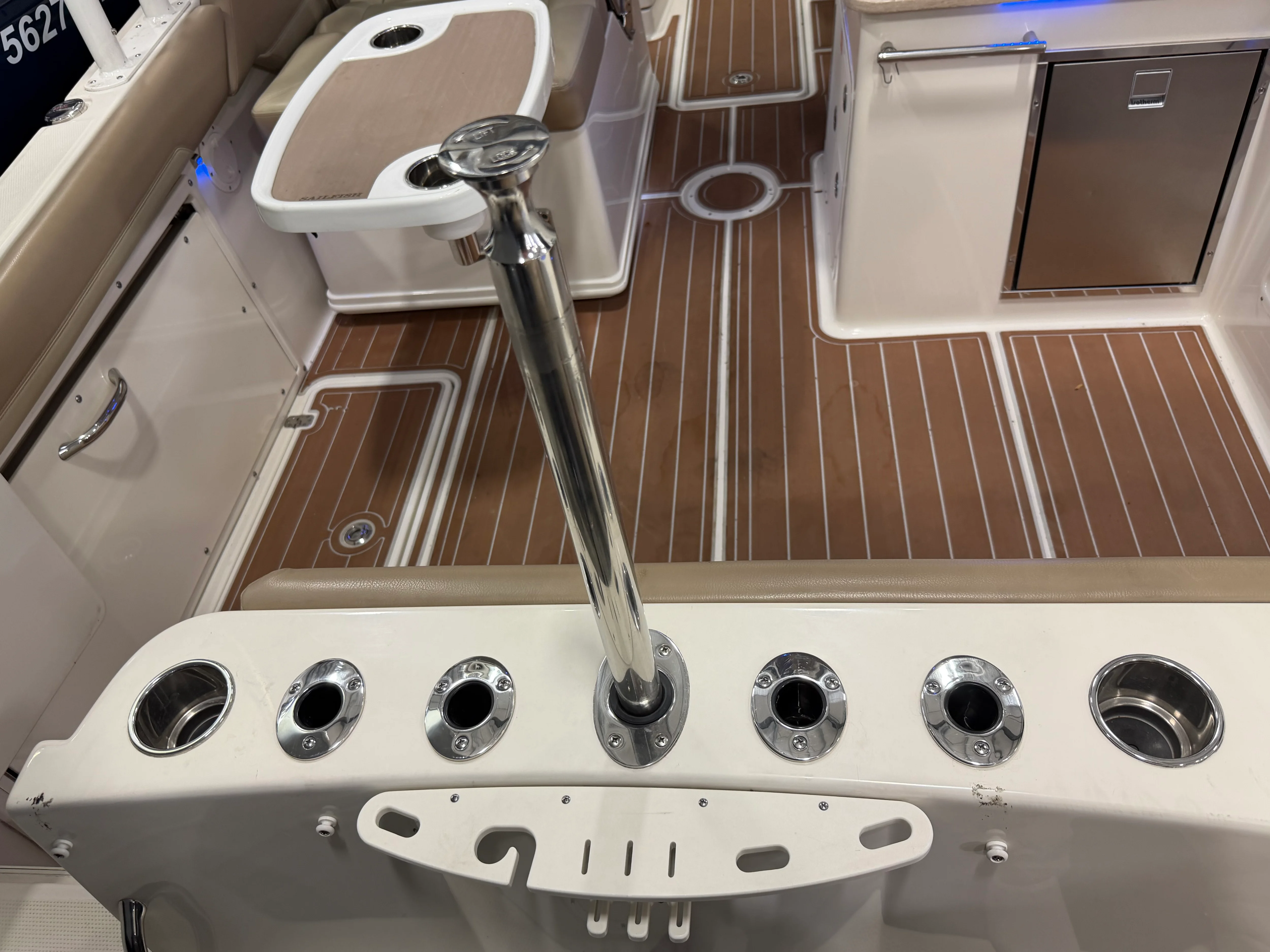 2019 Sailfish 275 DC Image Thumbnail #14