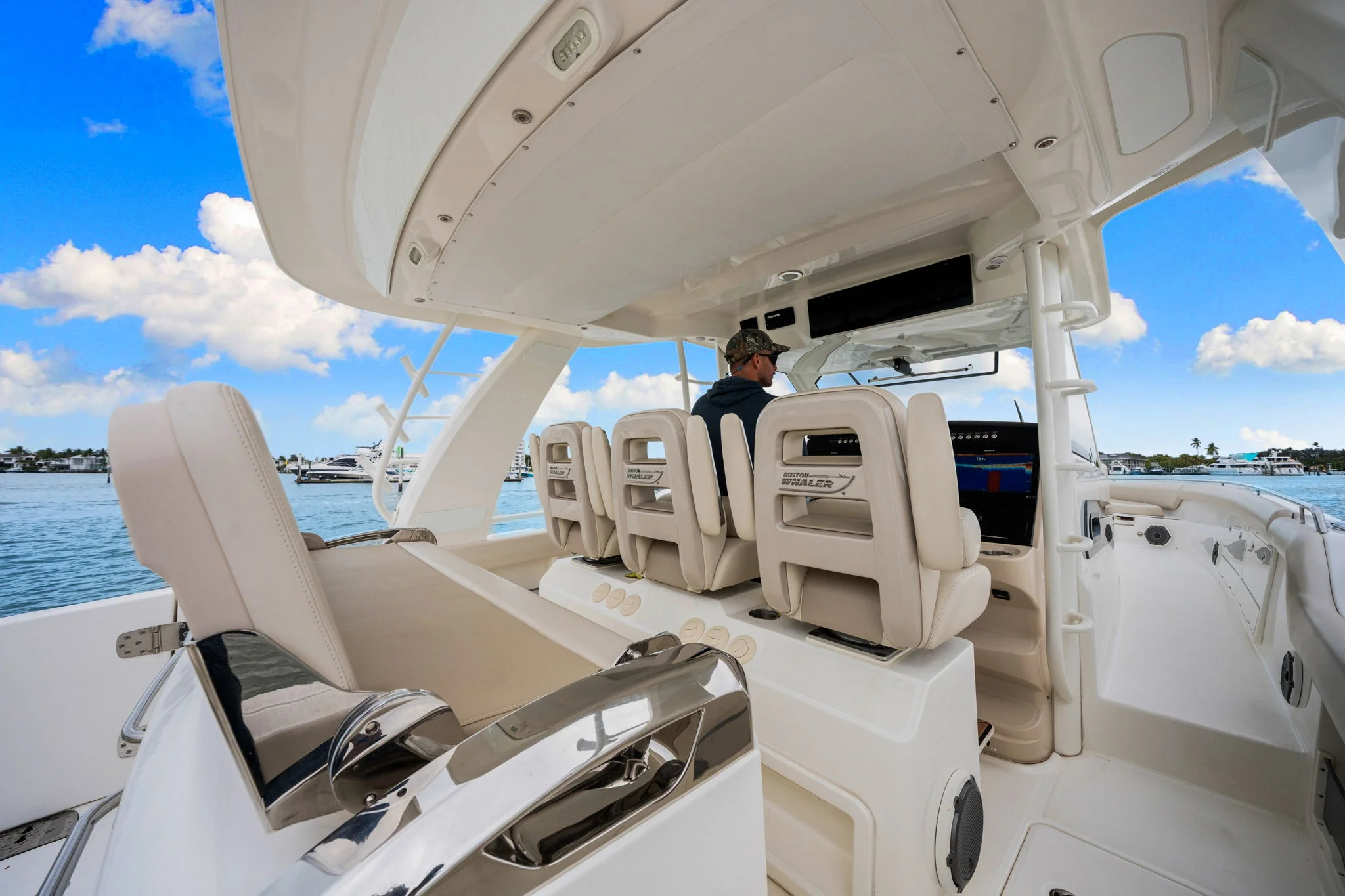 2020 Boston Whaler 420 OUTRAGE Image Thumbnail #58