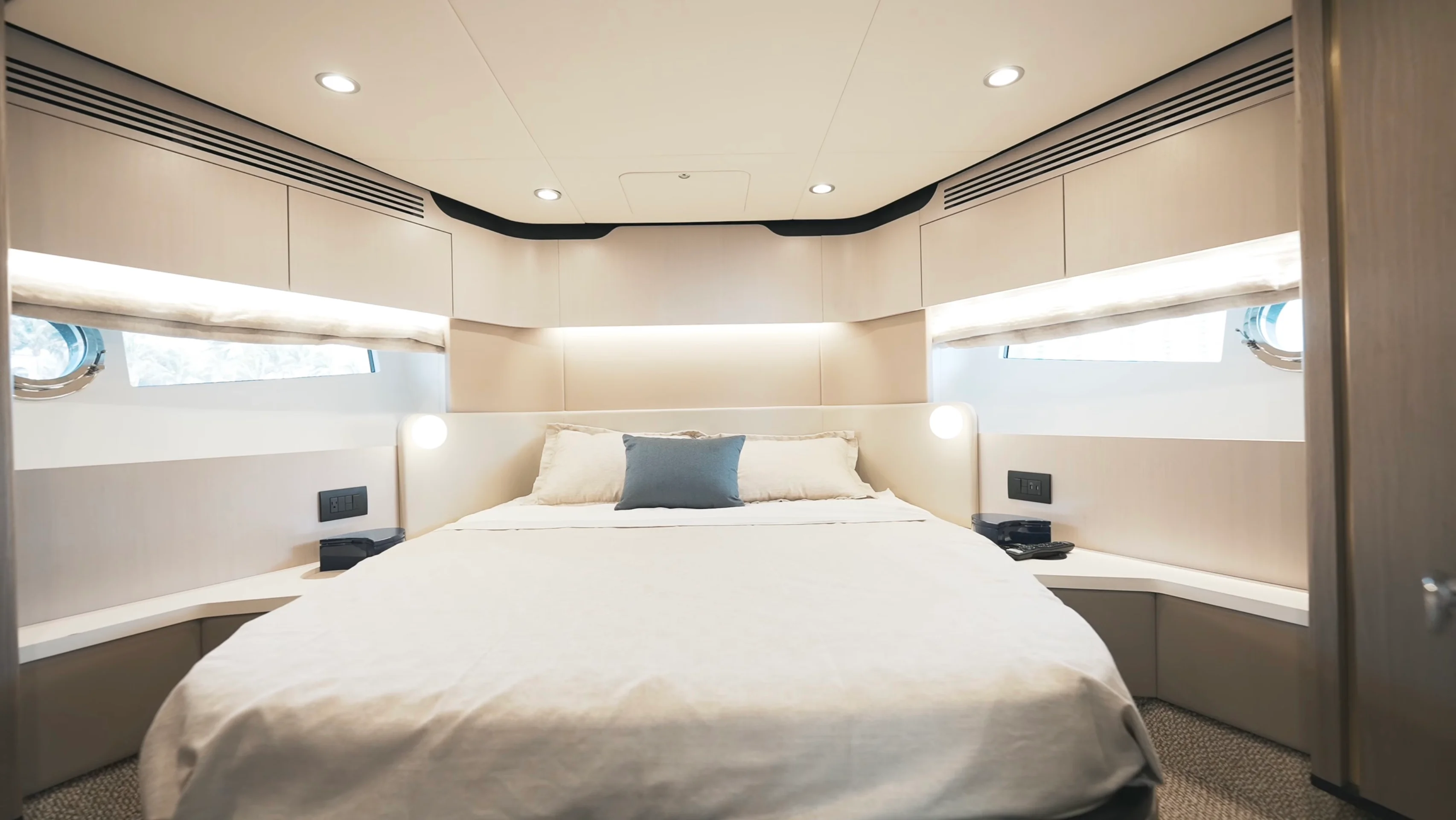 2022 Azimut 60 FLY Image Thumbnail #19