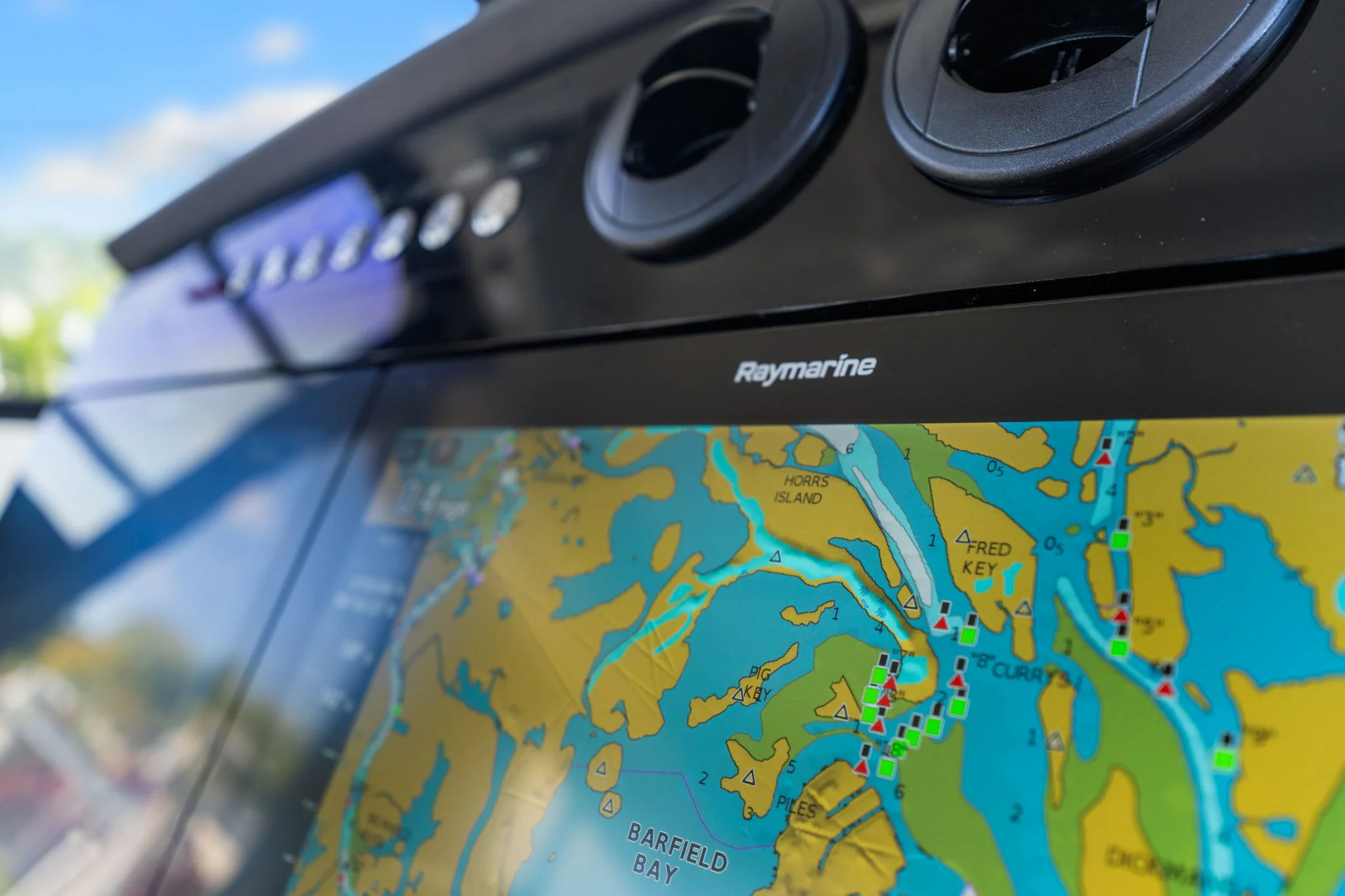 2023 Boston Whaler 420 OUTRAGE Image Thumbnail #27