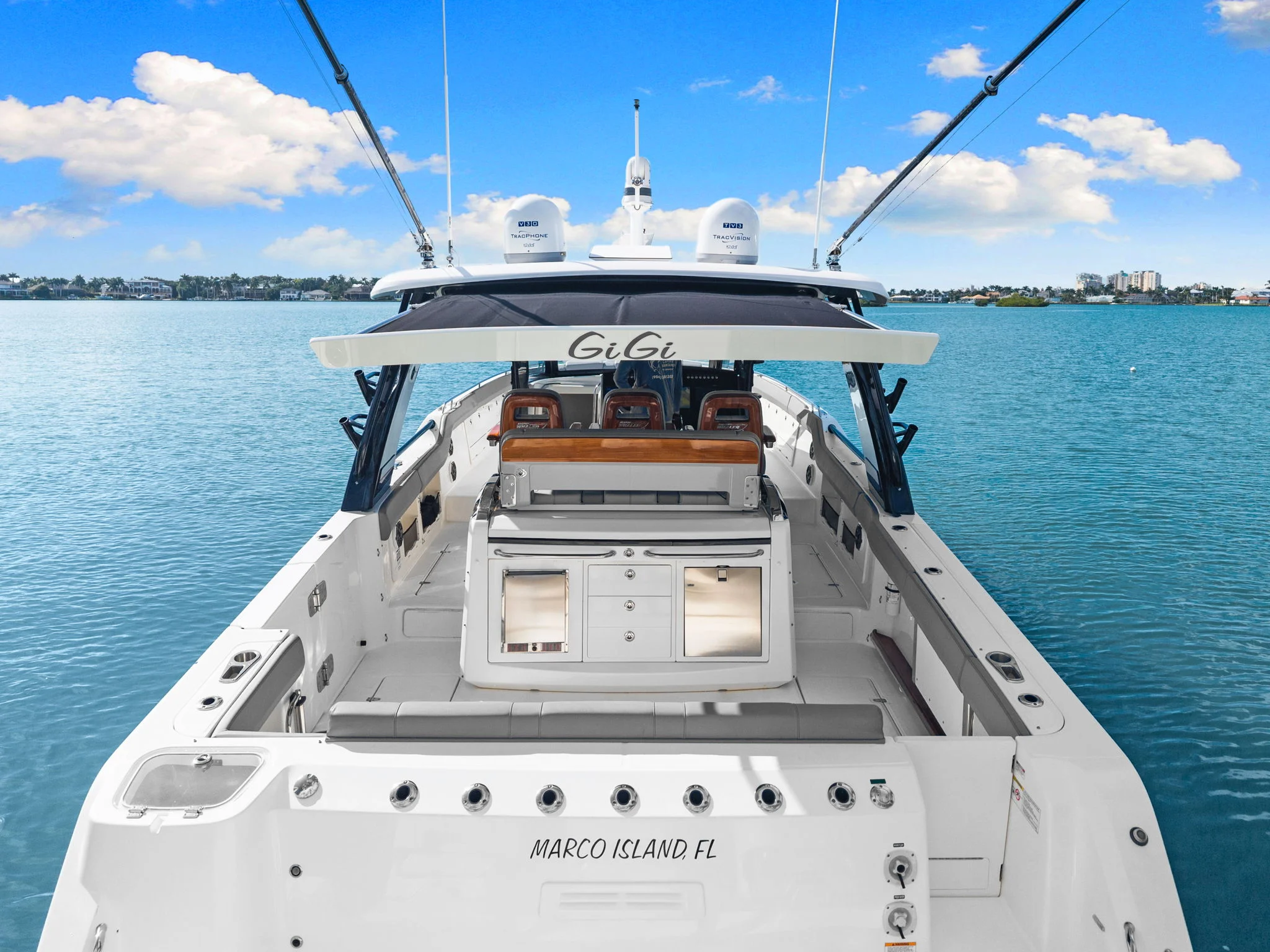 2023 Boston Whaler 420 OUTRAGE Image Thumbnail #8