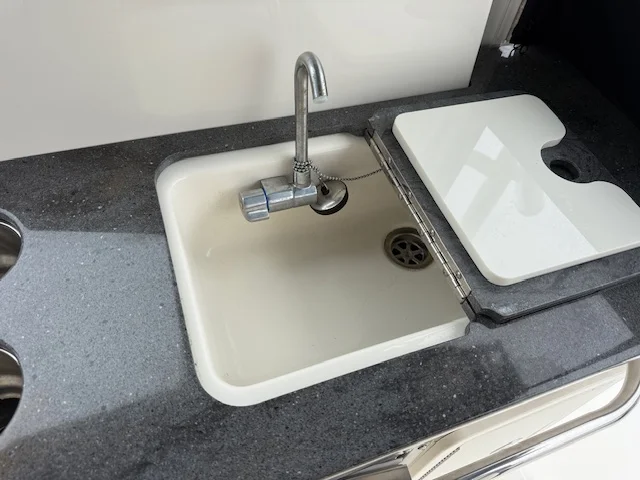 2022 Boston Whaler 325 CQ Image Thumbnail #13