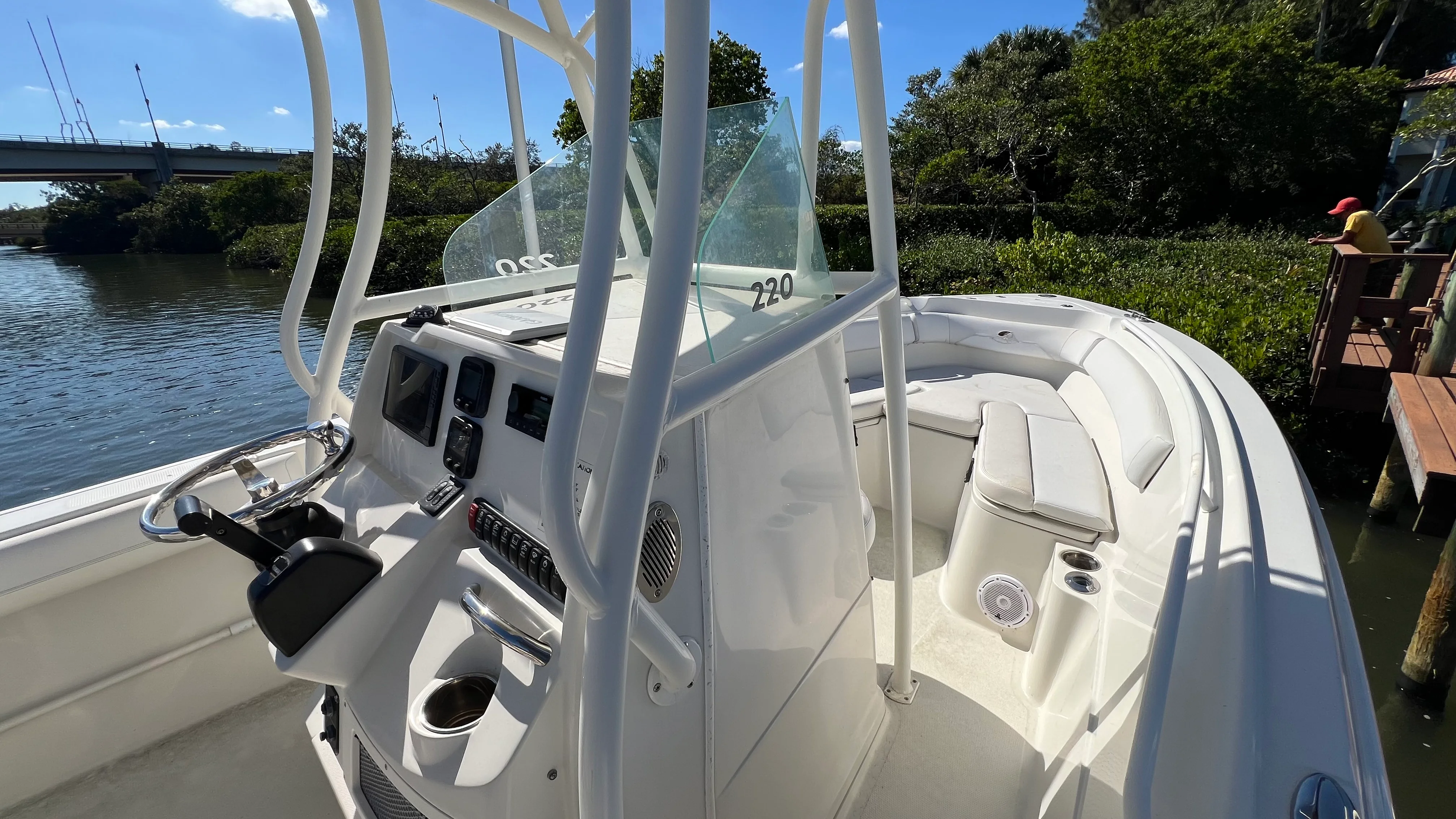 2015 Sailfish 220 CC Image Thumbnail #16