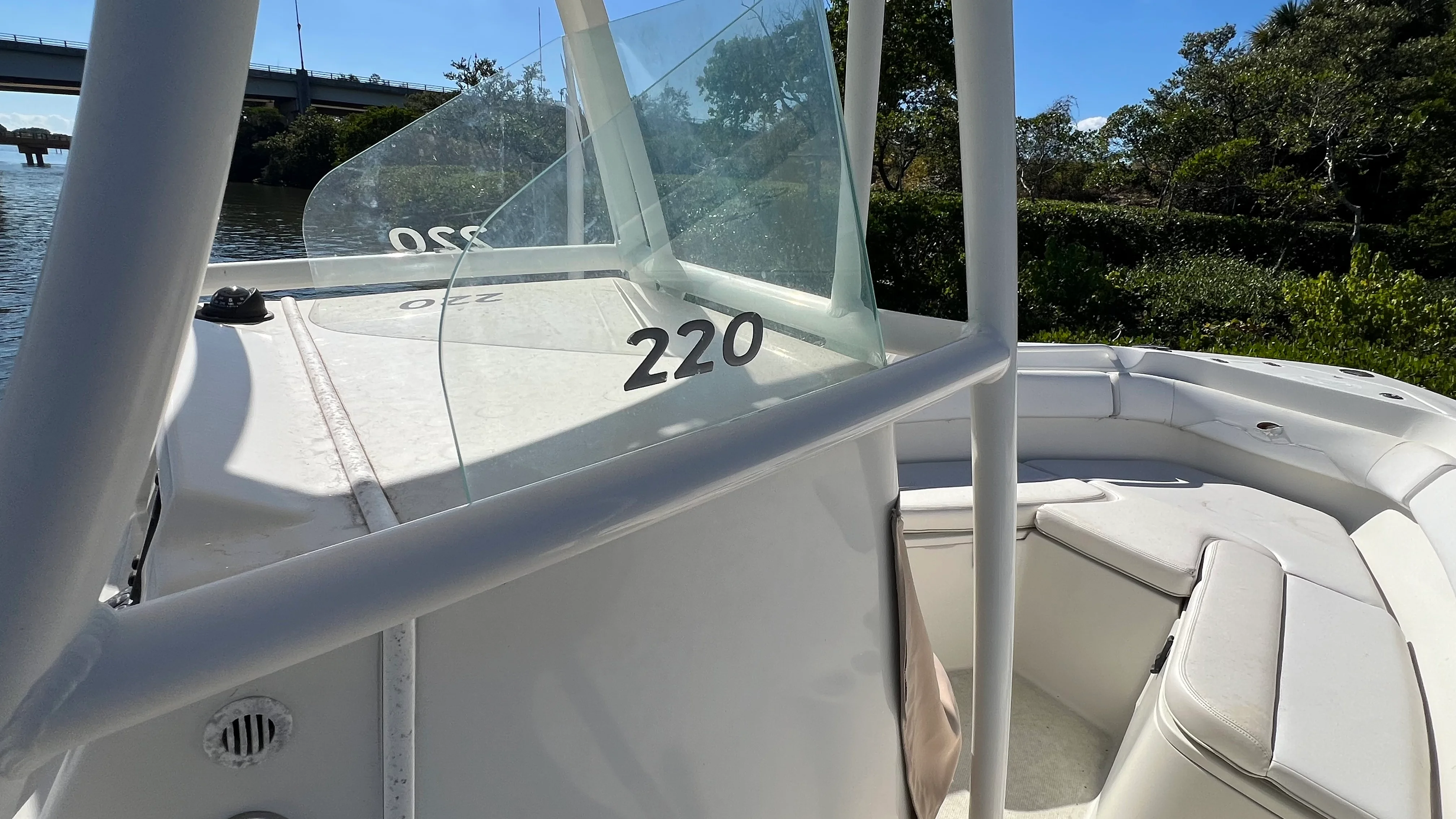 2015 Sailfish 220 CC Image Thumbnail #7