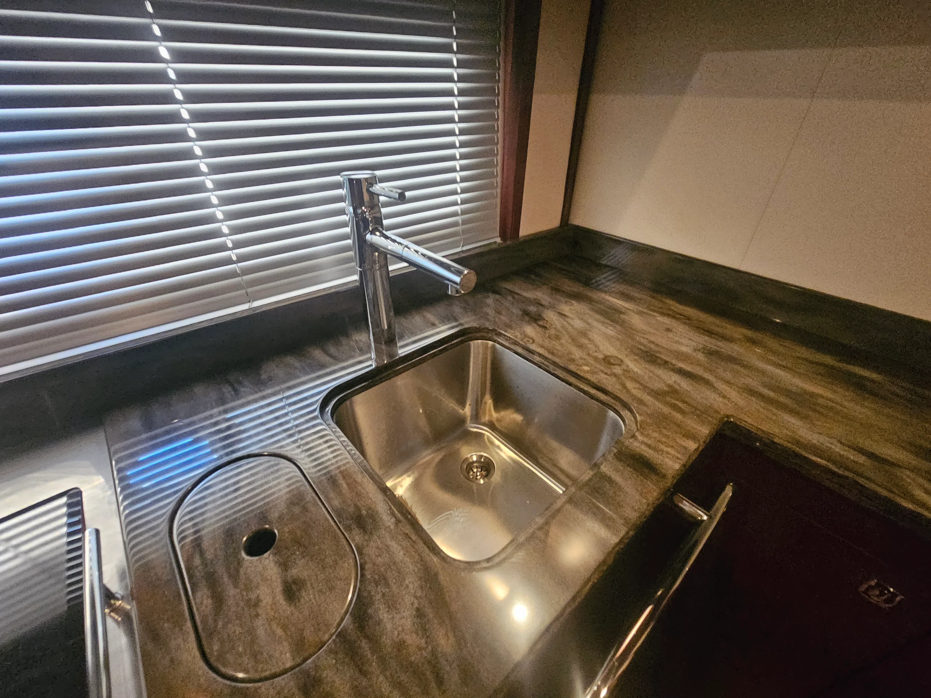 2012 Sea Ray 500 SUNDANCER Image Thumbnail #48