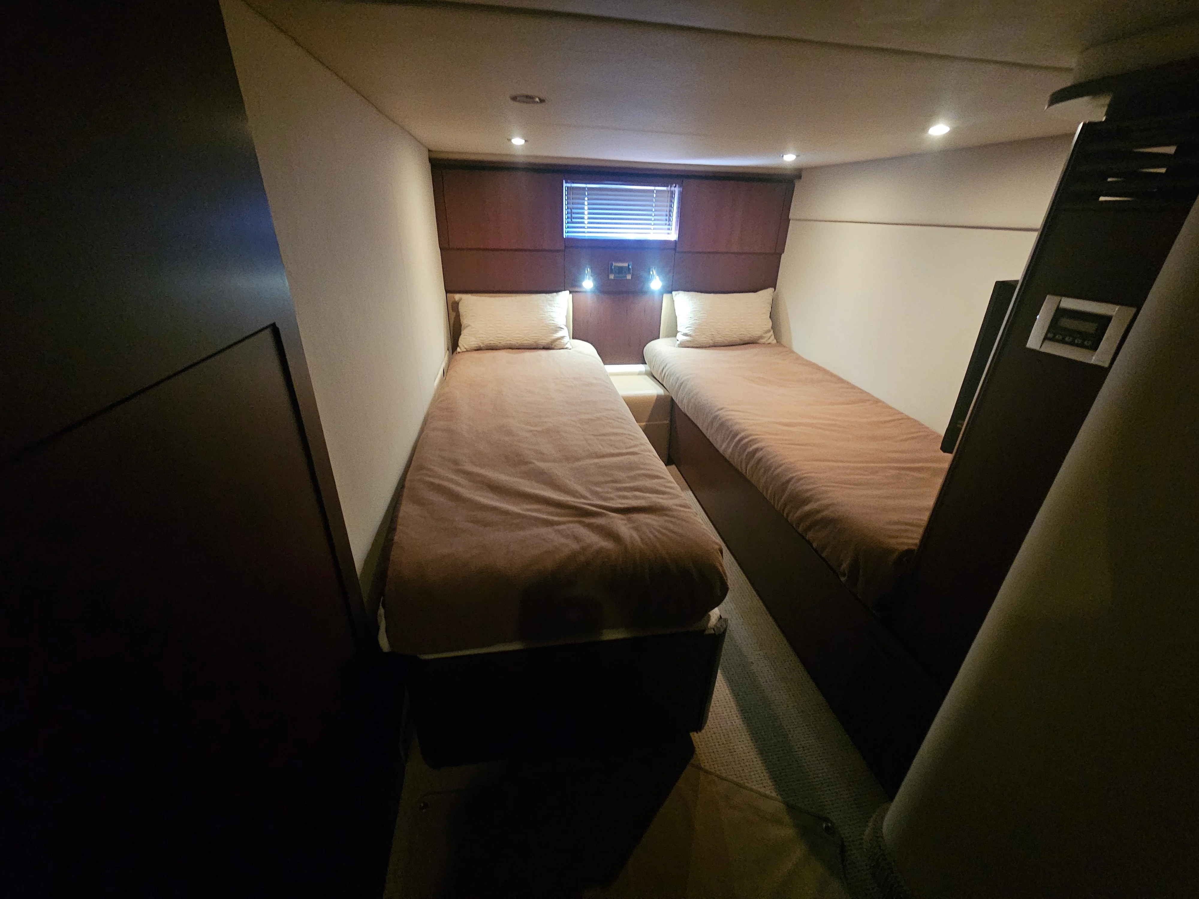 2012 Sea Ray 500 SUNDANCER Image Thumbnail #49