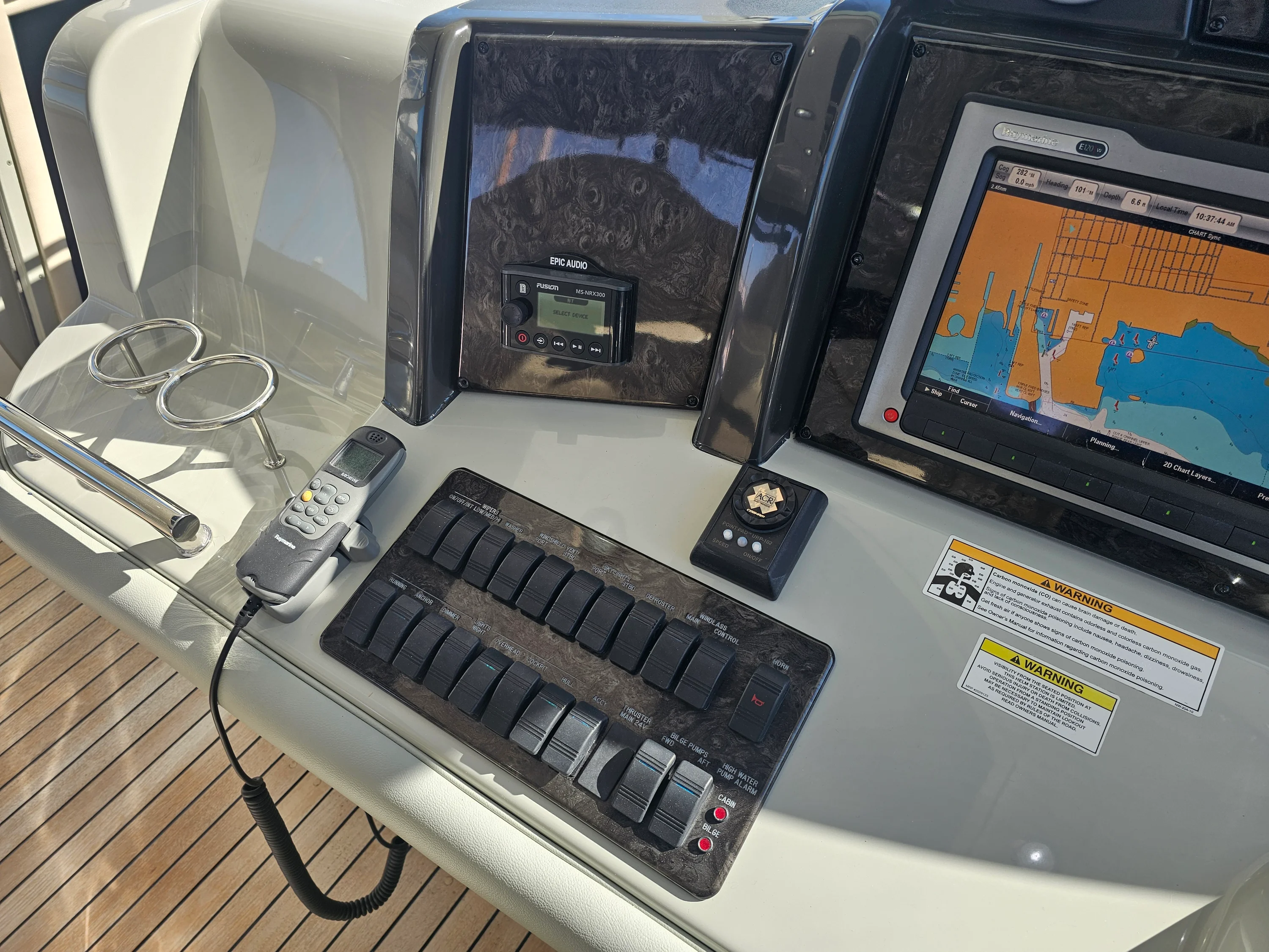 2012 Sea Ray 500 SUNDANCER Image Thumbnail #22