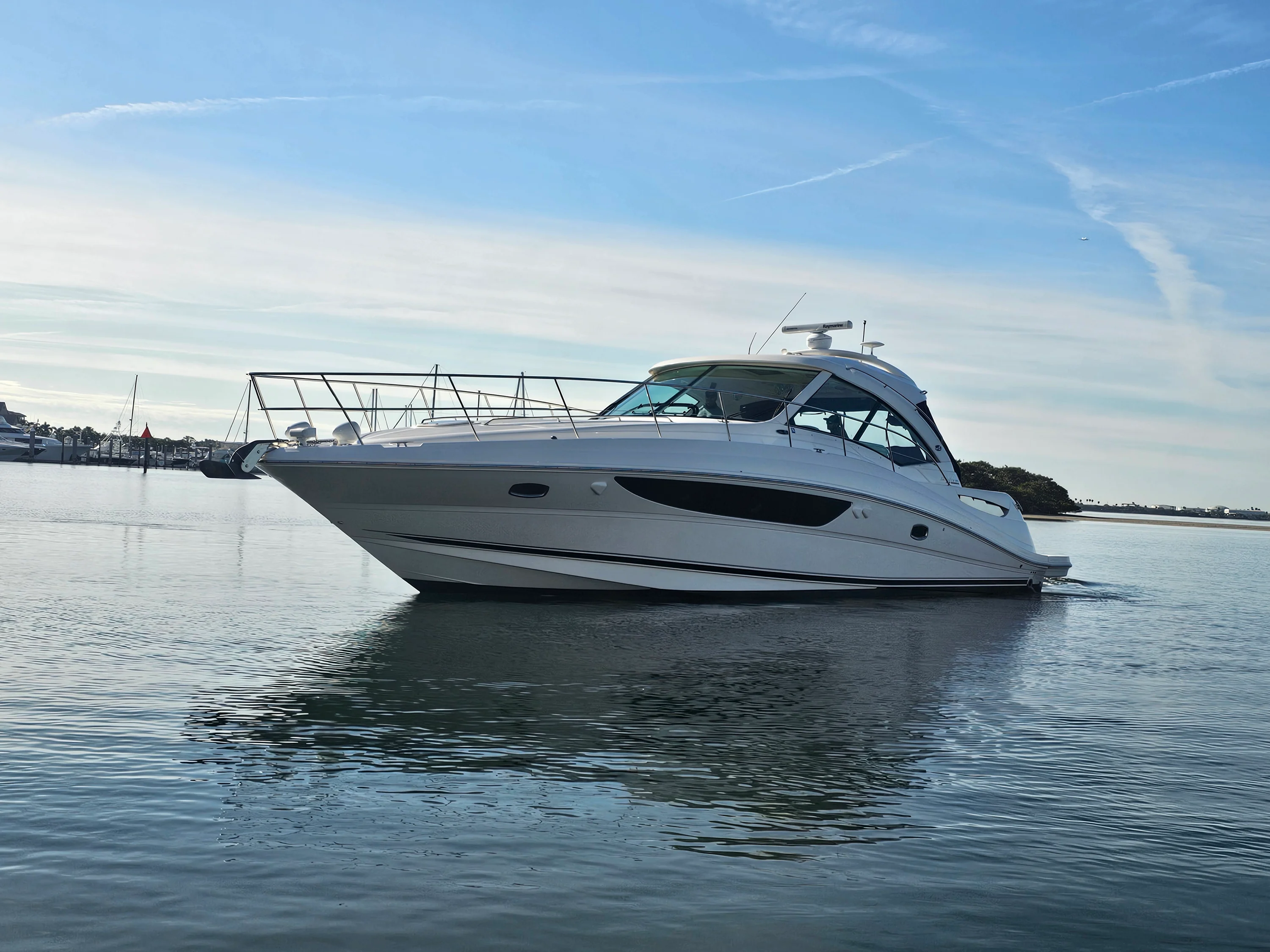 2012 Sea Ray 500 SUNDANCER Image Thumbnail #2