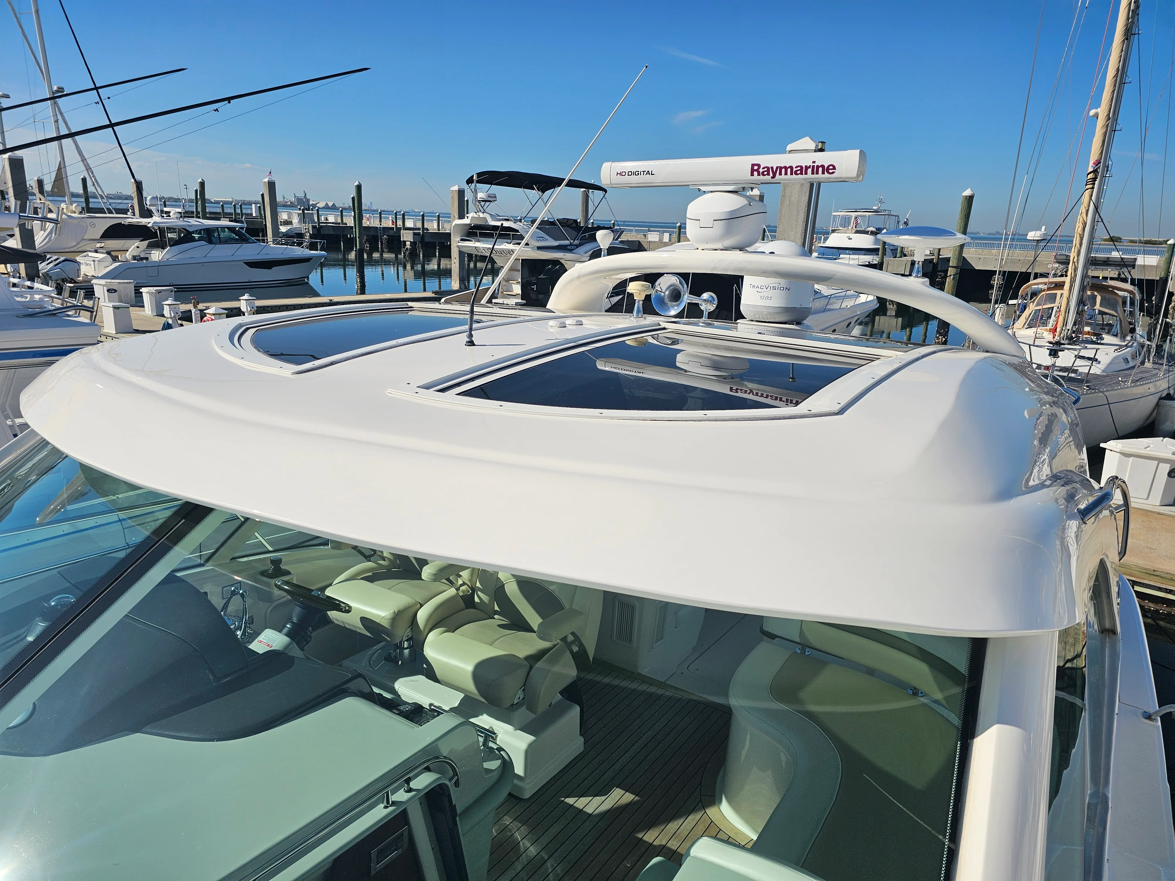 2012 Sea Ray 500 SUNDANCER Image Thumbnail #9