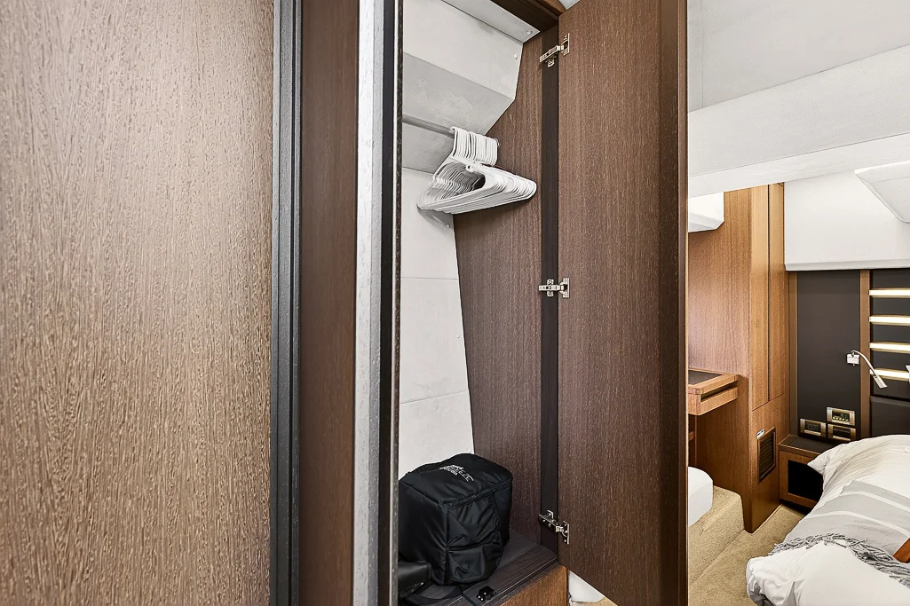 2020 Galeon 425 HTS Image Thumbnail #22