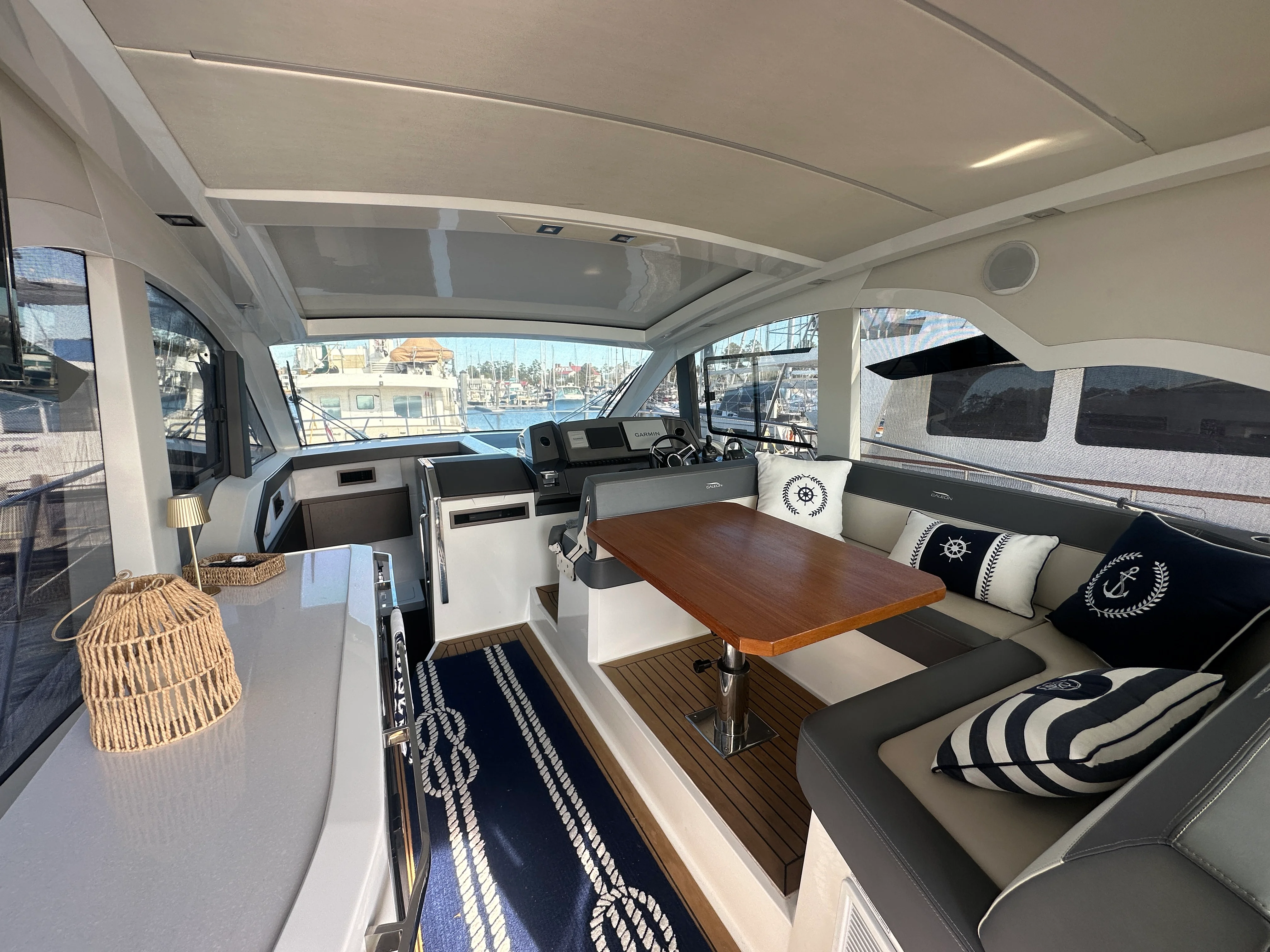 2020 Galeon 425 HTS Image Thumbnail #4