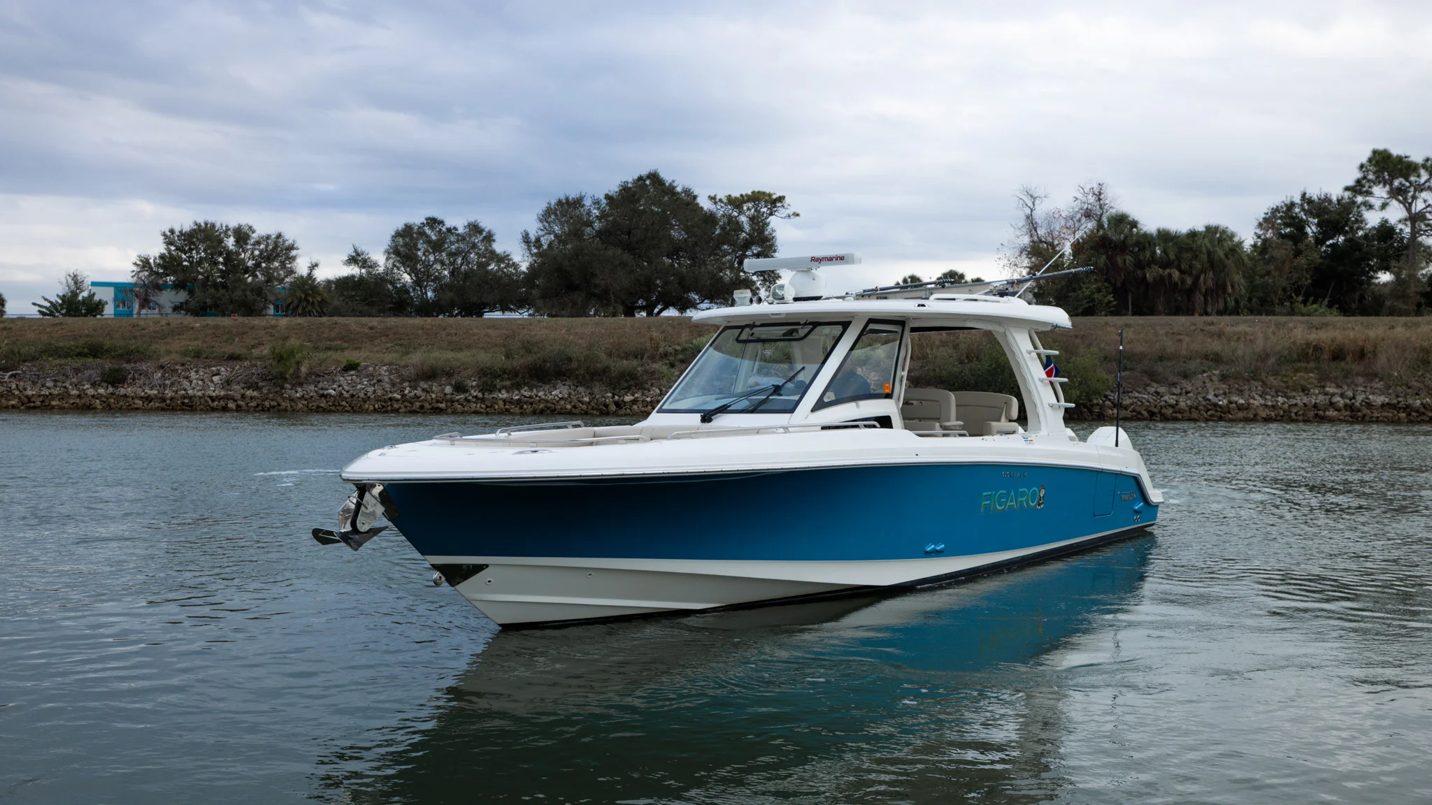 2023 Boston Whaler 350 REALM Image Thumbnail #6