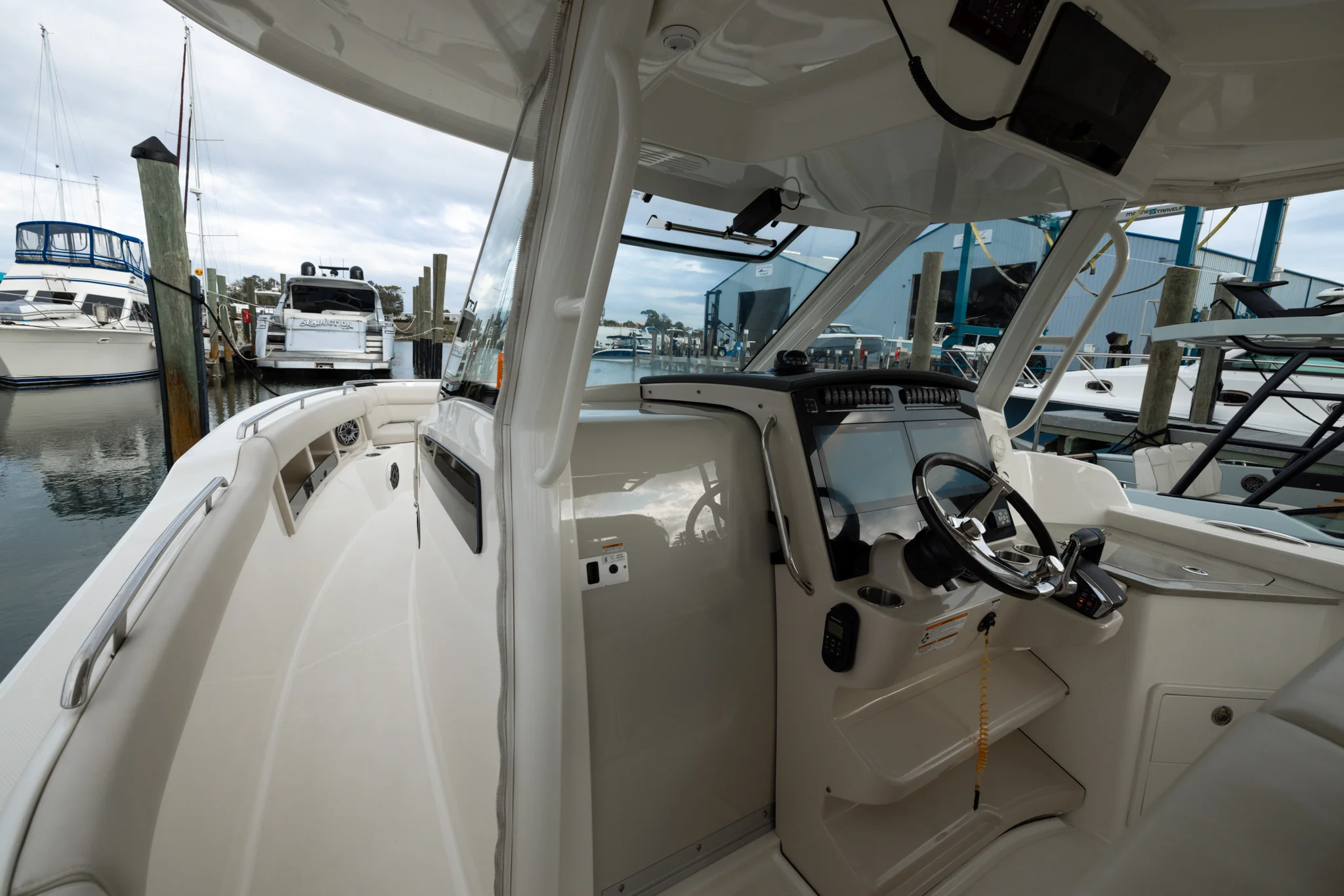 2023 Boston Whaler 350 REALM Image Thumbnail #36