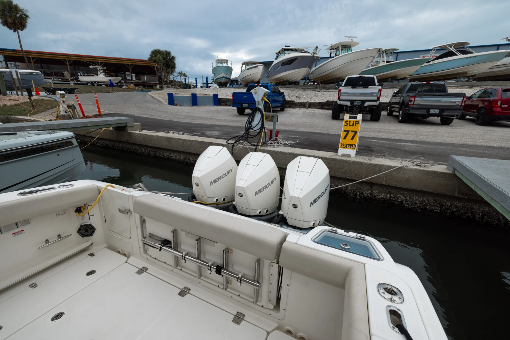 2023 Boston Whaler 350 REALM Image Thumbnail #18