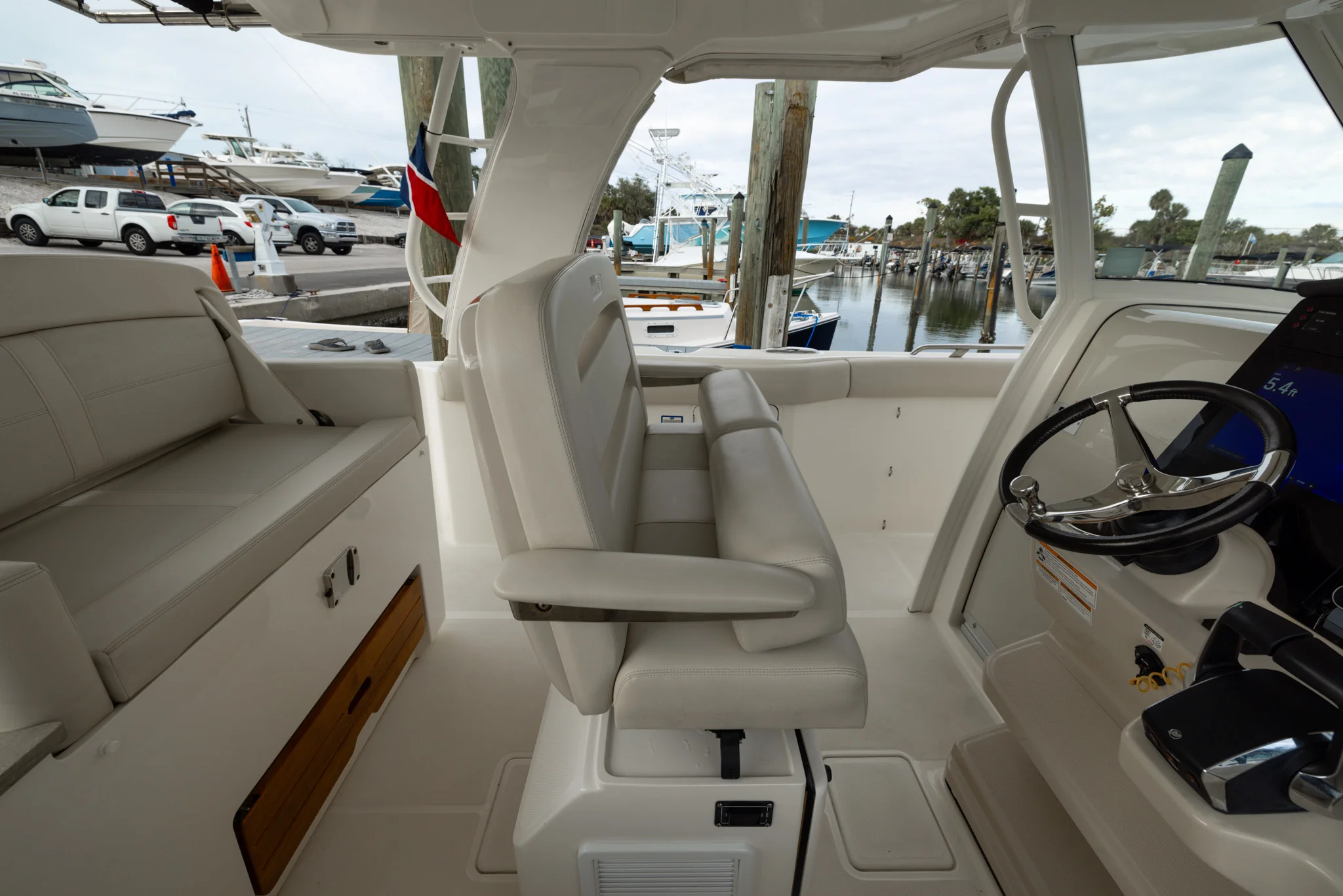 2023 Boston Whaler 350 REALM Image Thumbnail #37
