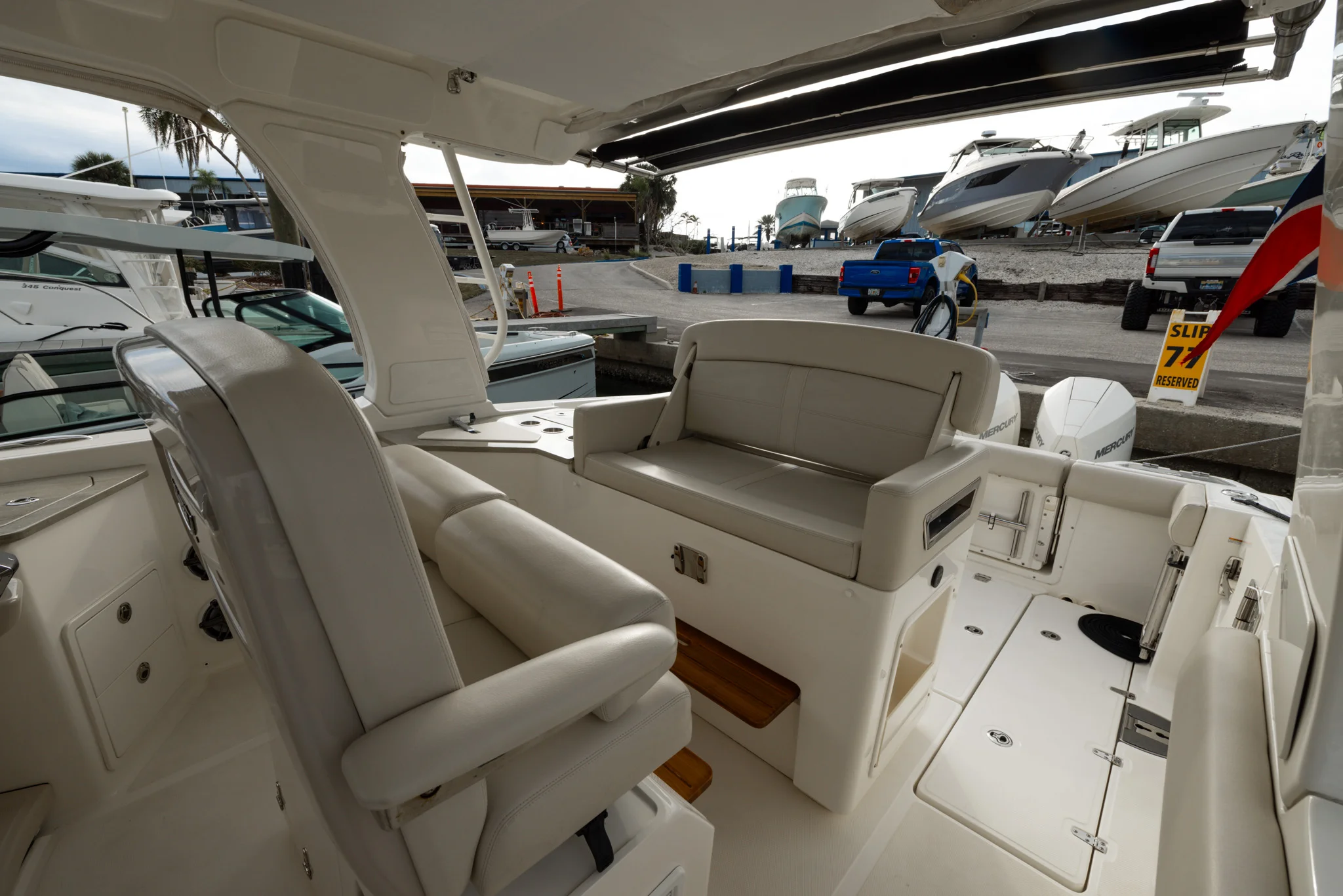 2023 Boston Whaler 350 REALM Image Thumbnail #48
