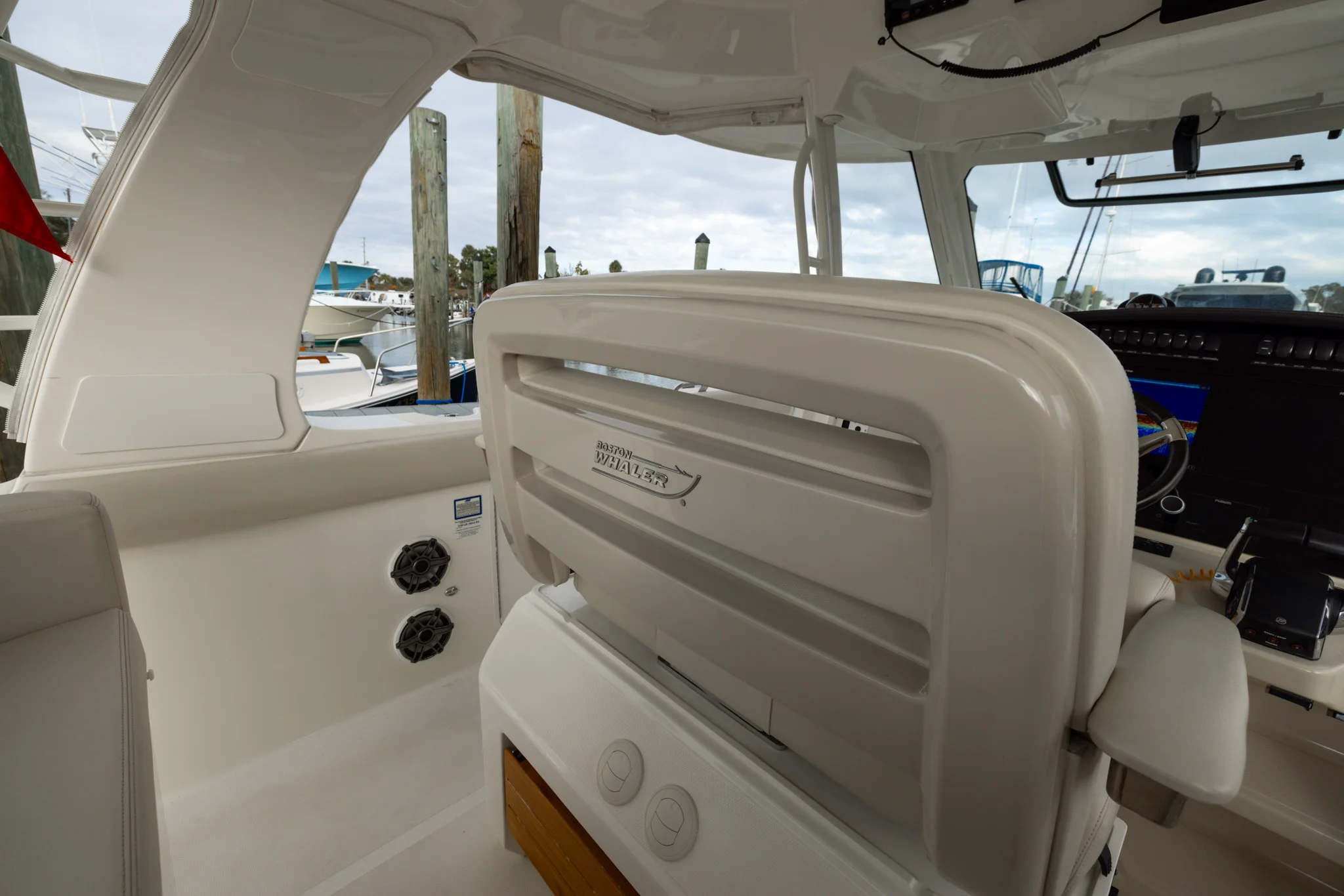 2023 Boston Whaler 350 REALM Image Thumbnail #46