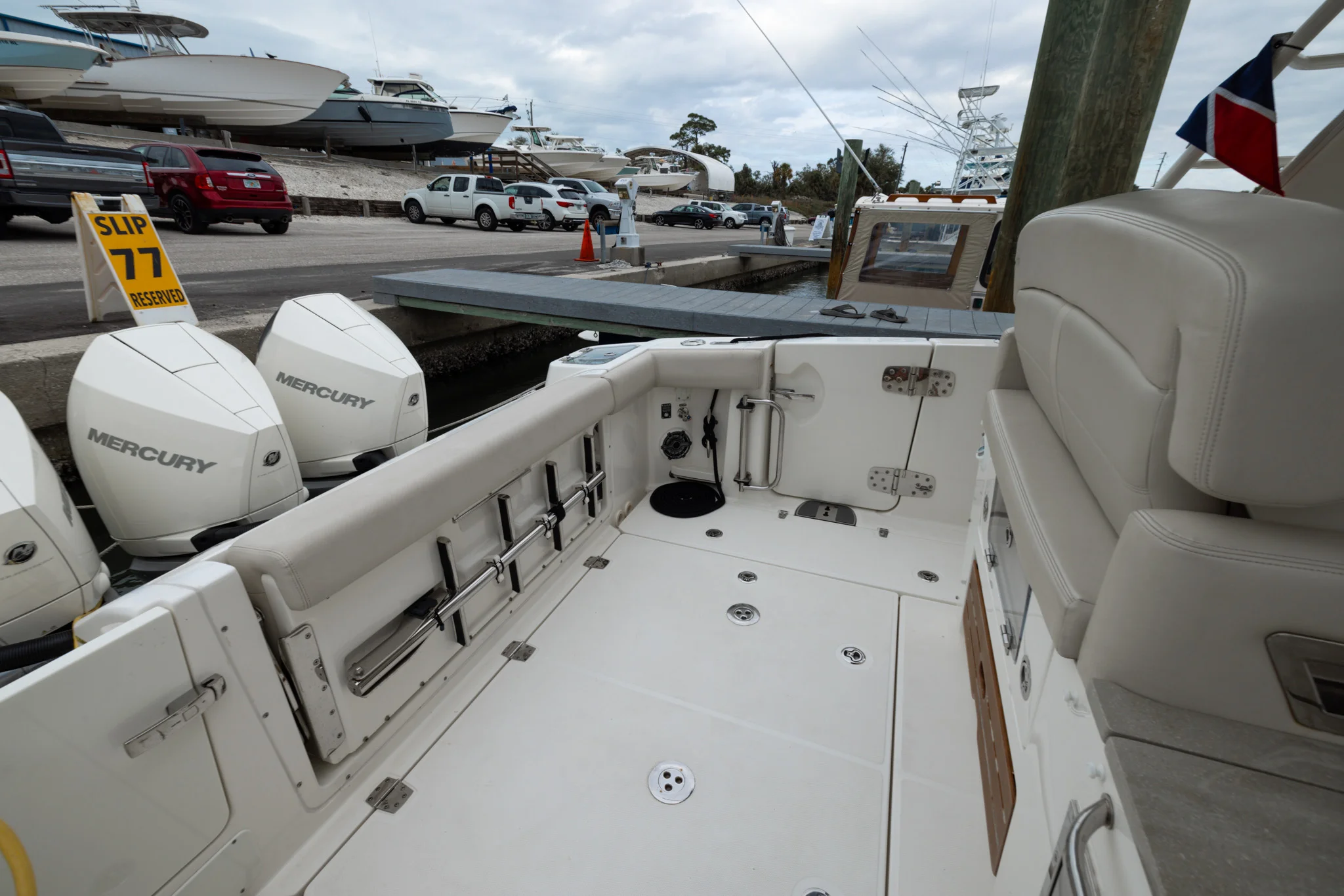 2023 Boston Whaler 350 REALM Image Thumbnail #24