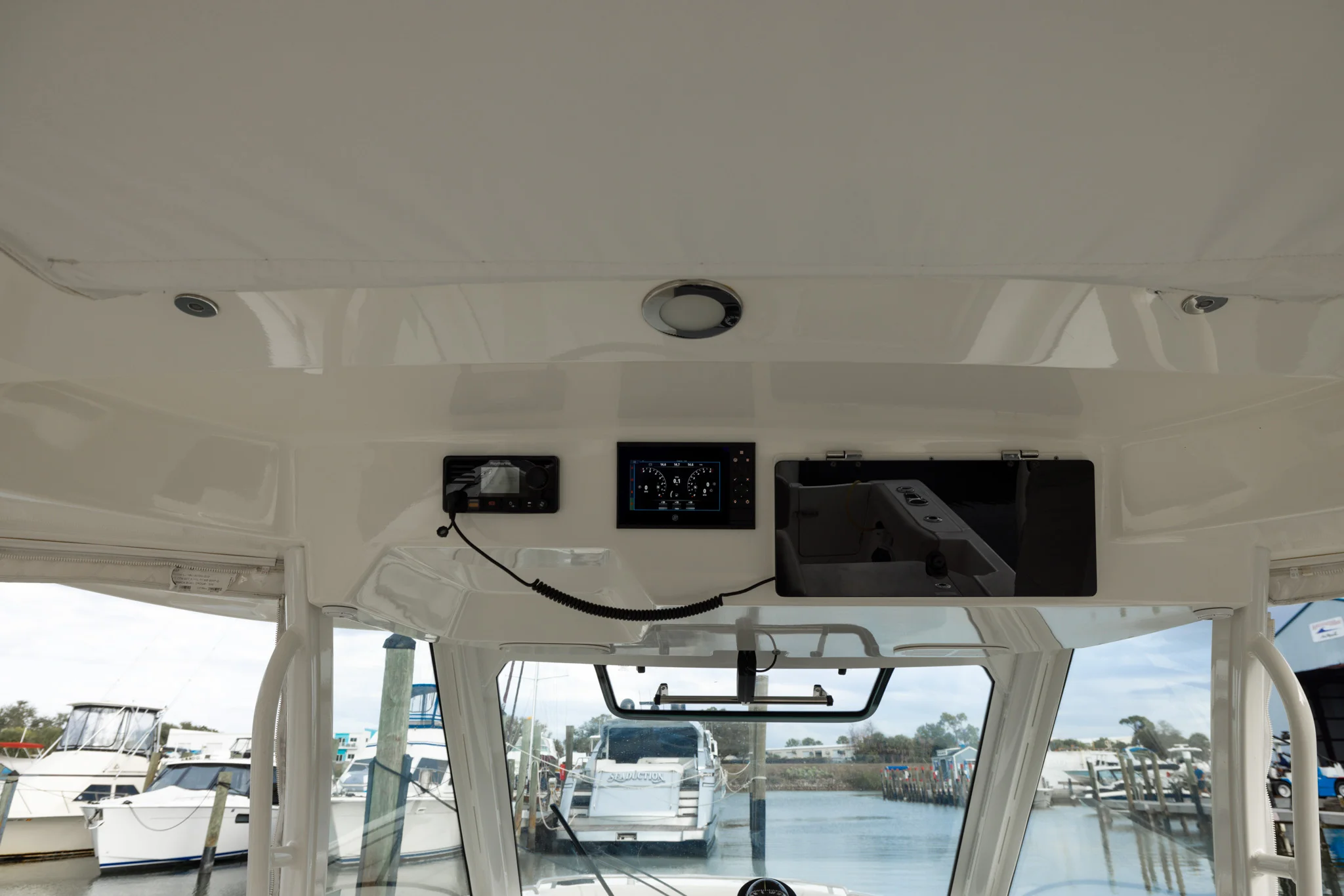 2023 Boston Whaler 350 REALM Image Thumbnail #44