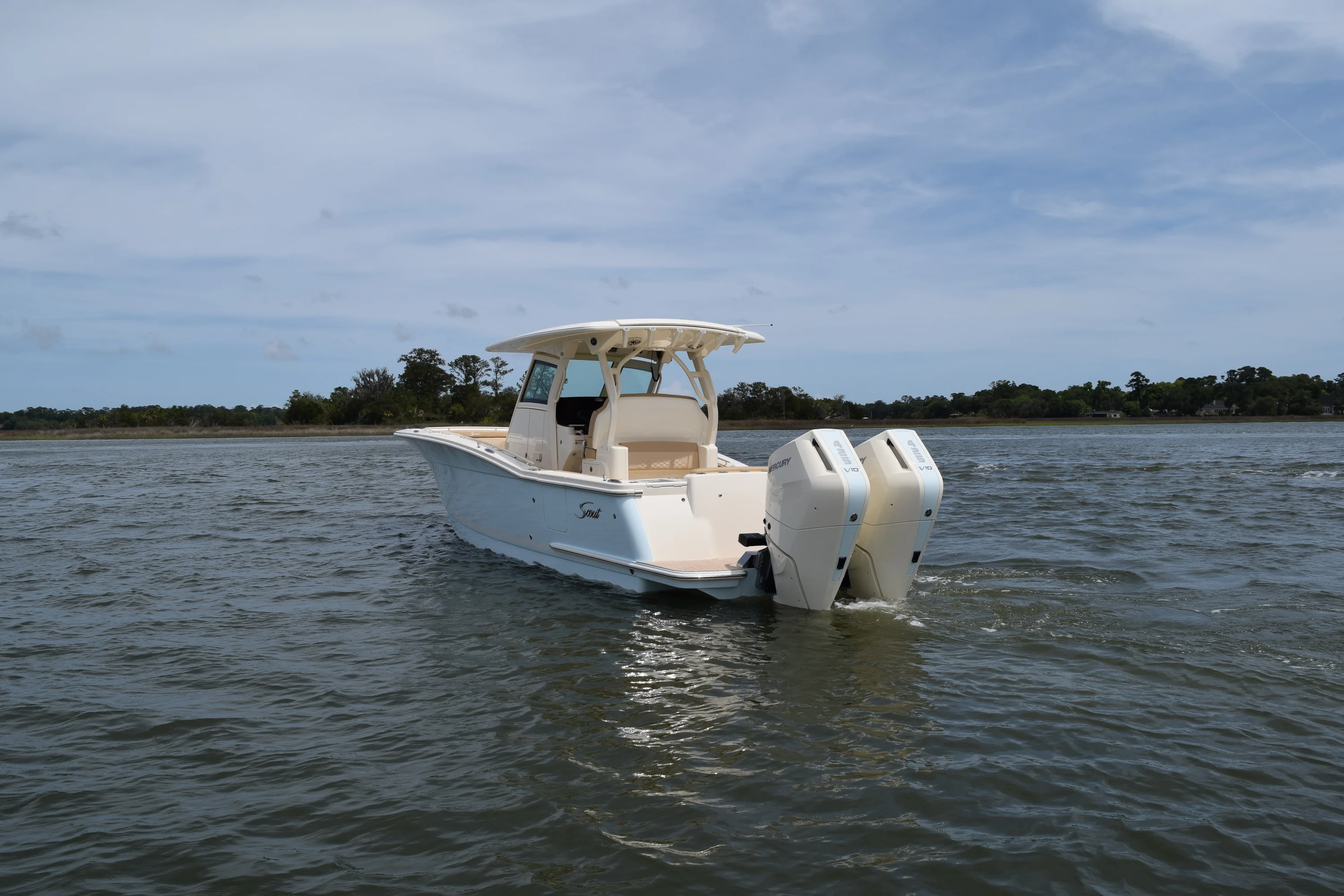 2026 Scout 330 LXF Image Thumbnail #7