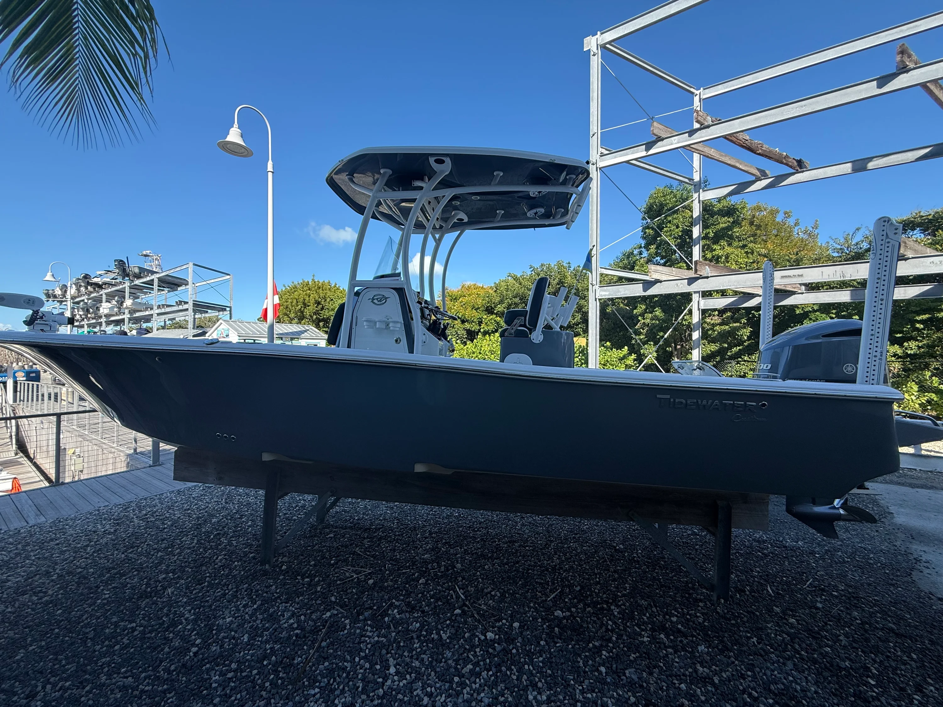 2021 Tidewater 2500 CAROLINA BAY Image Thumbnail #3