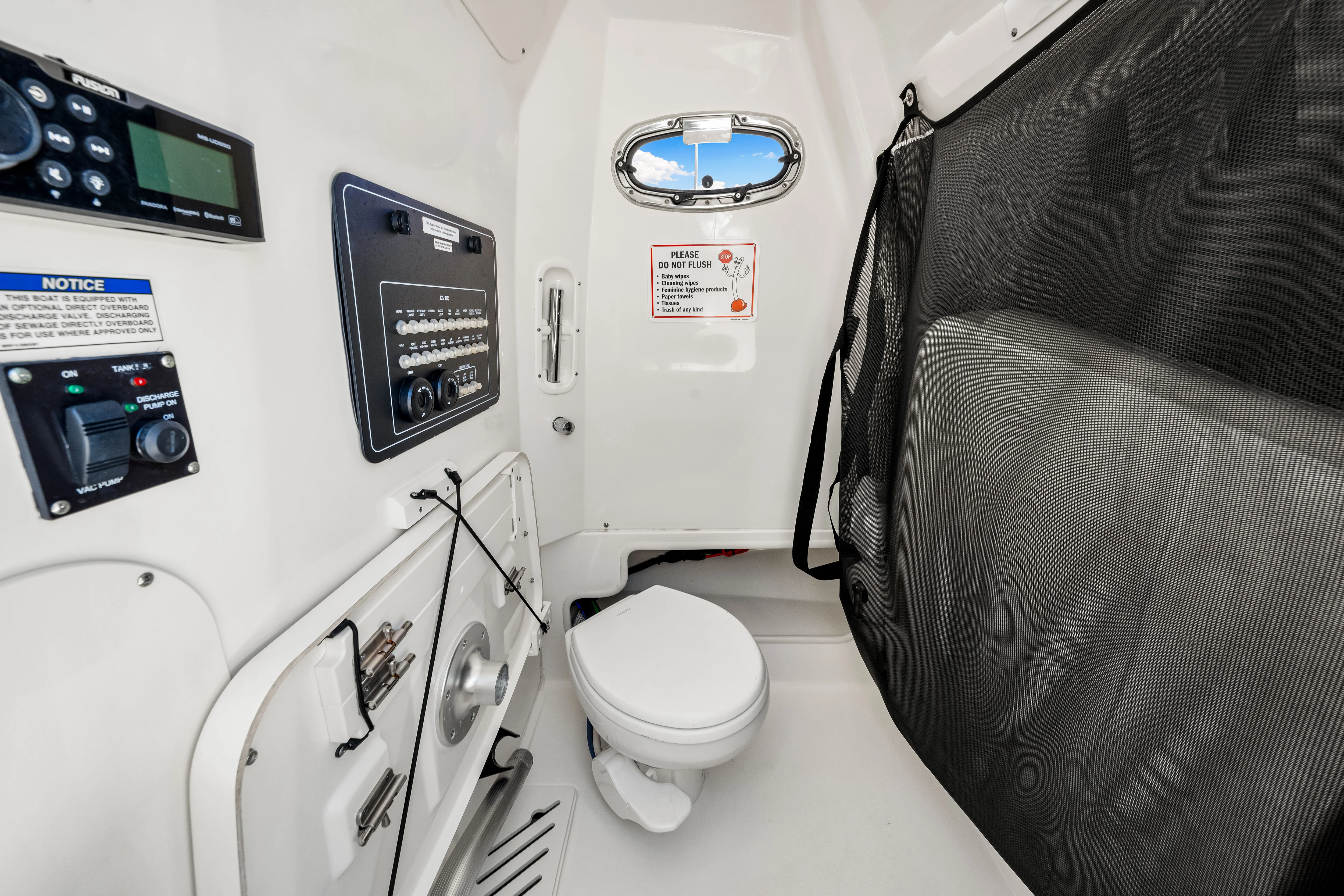 2017 Boston Whaler 280 OUTRAGE Image Thumbnail #38