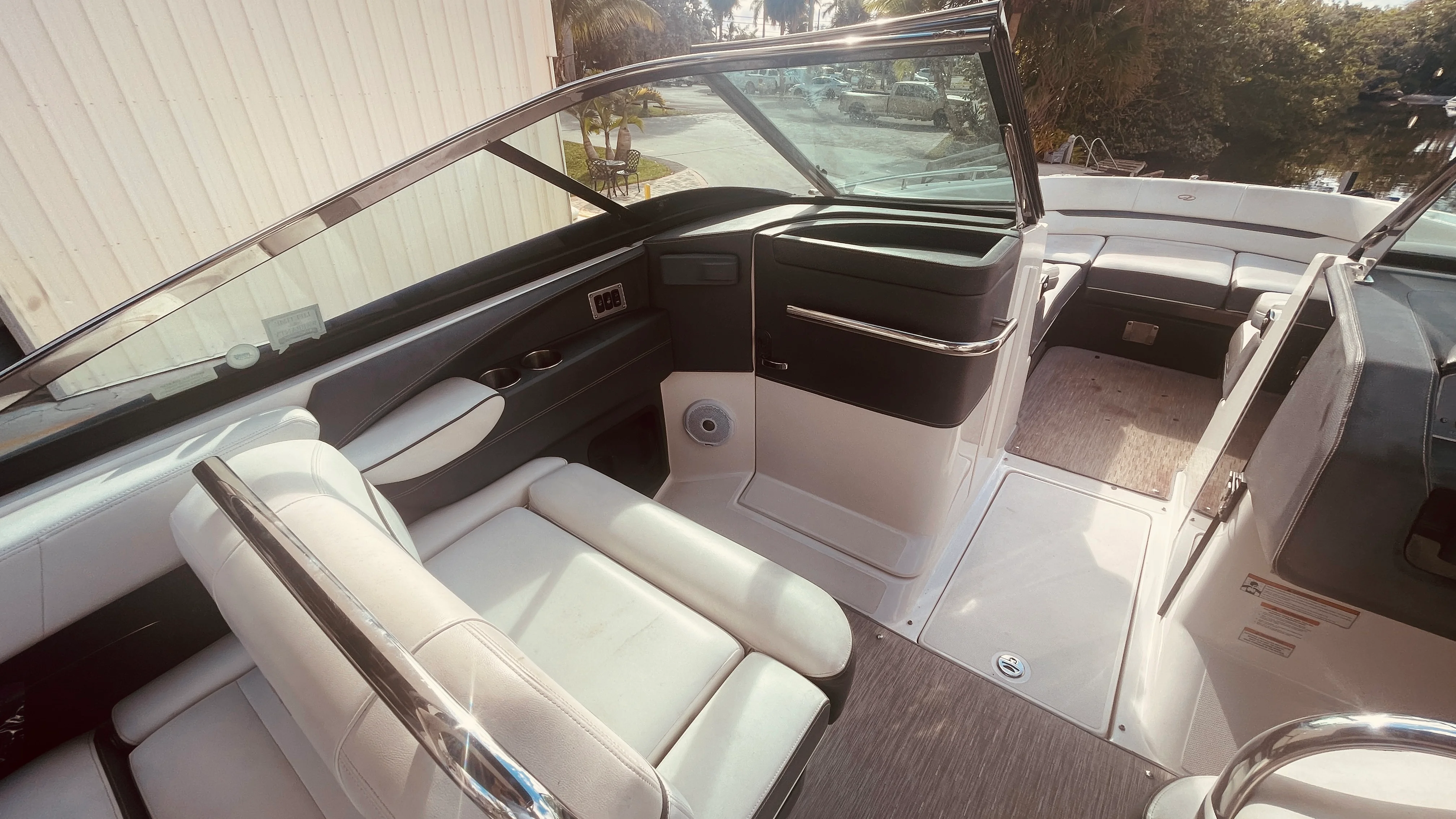 2016 Regal 2800 BOWRIDER Image Thumbnail #40