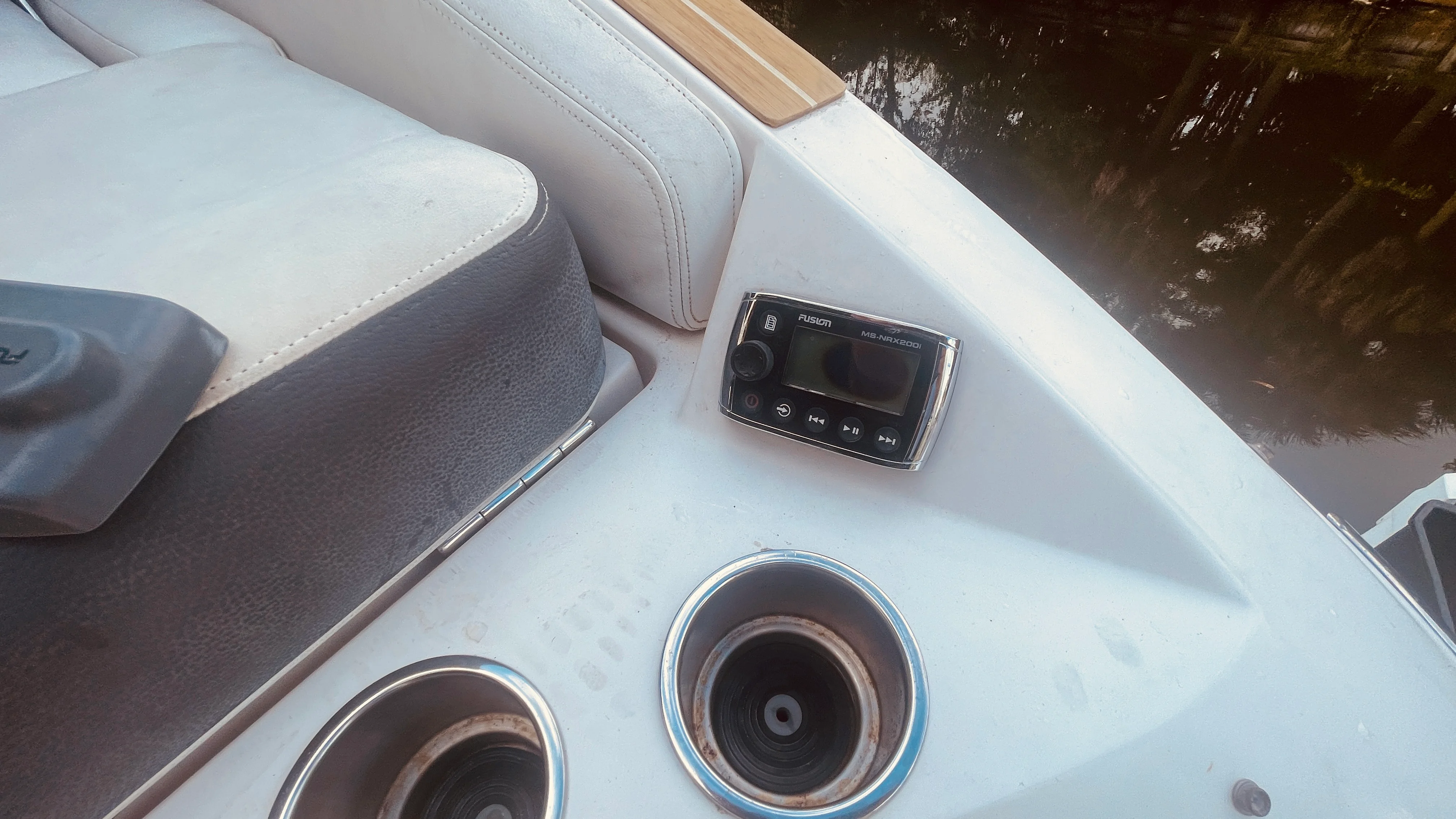 2016 Regal 2800 BOWRIDER Image Thumbnail #39