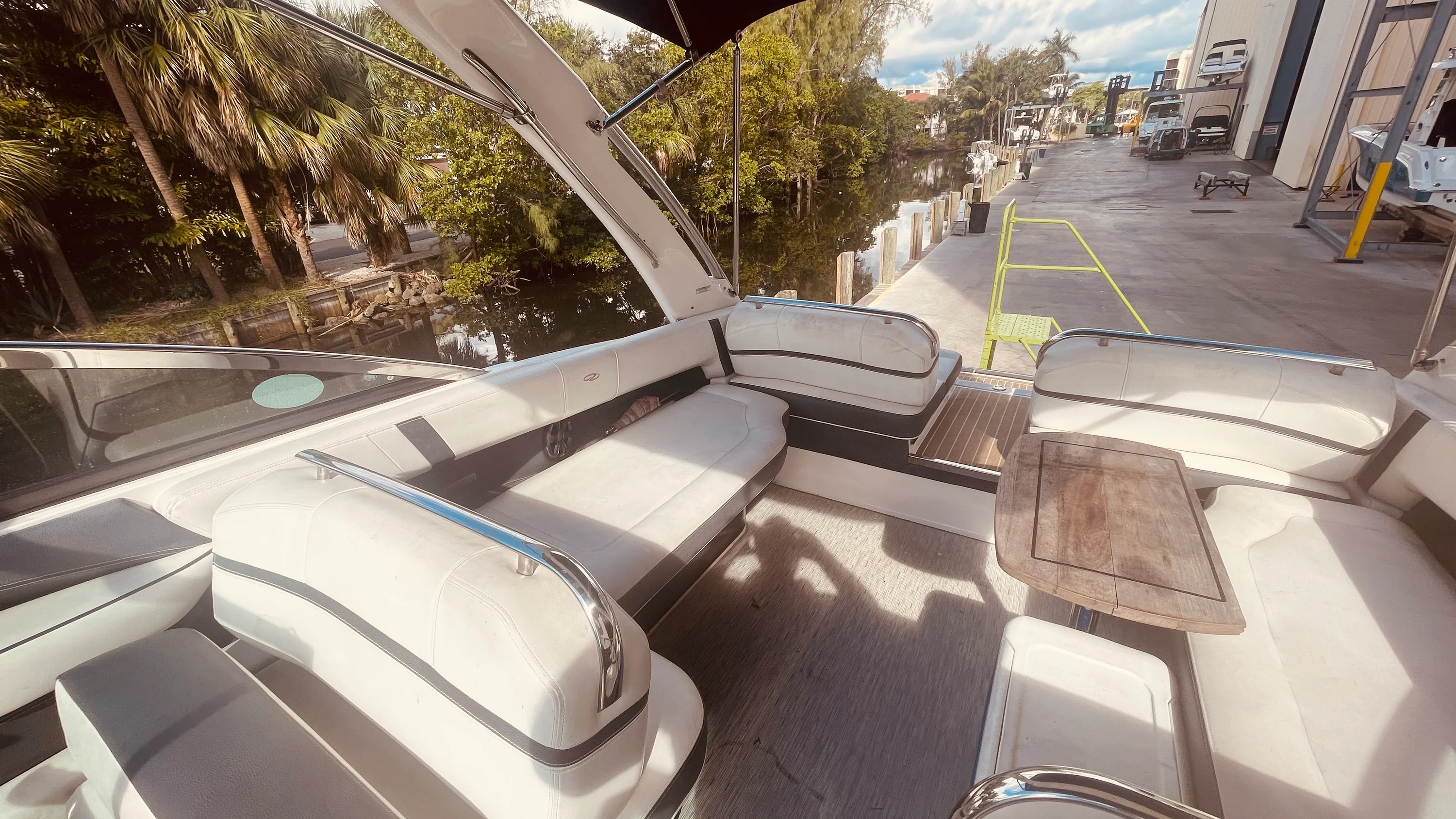 2016 Regal 2800 BOWRIDER Image Thumbnail #51