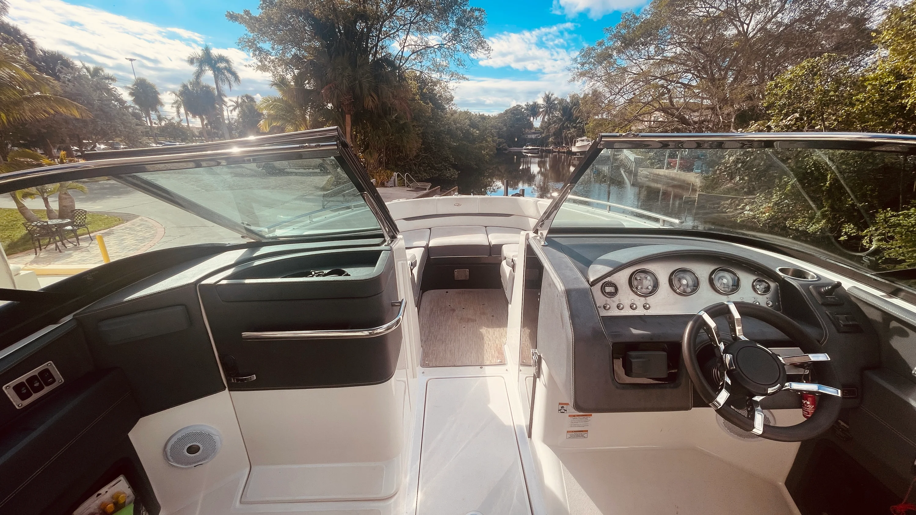 2016 Regal 2800 BOWRIDER Image Thumbnail #20