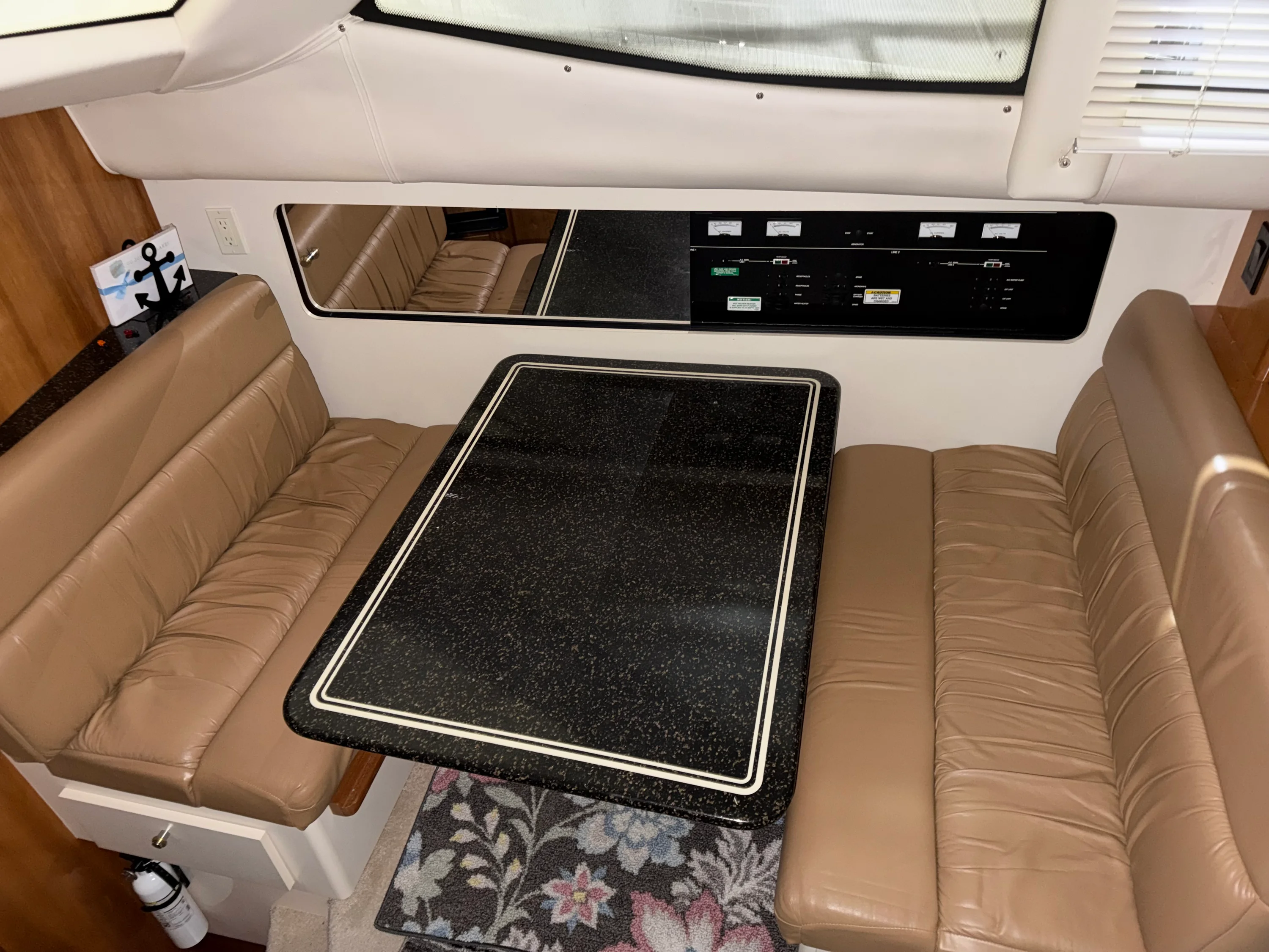 2001 Carver Yachts 356 AFT Image Thumbnail #32