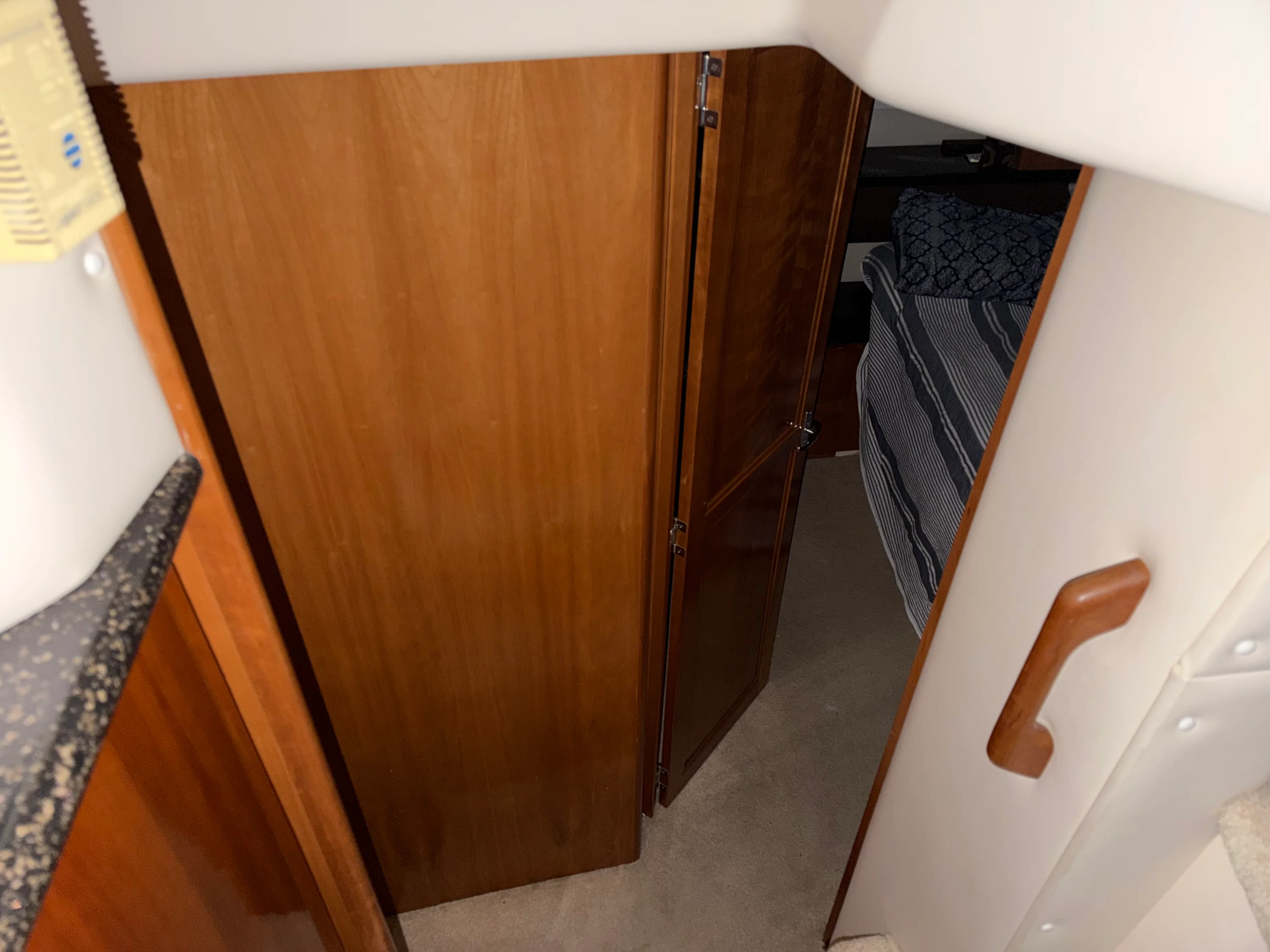 2001 Carver Yachts 356 AFT Image Thumbnail #23