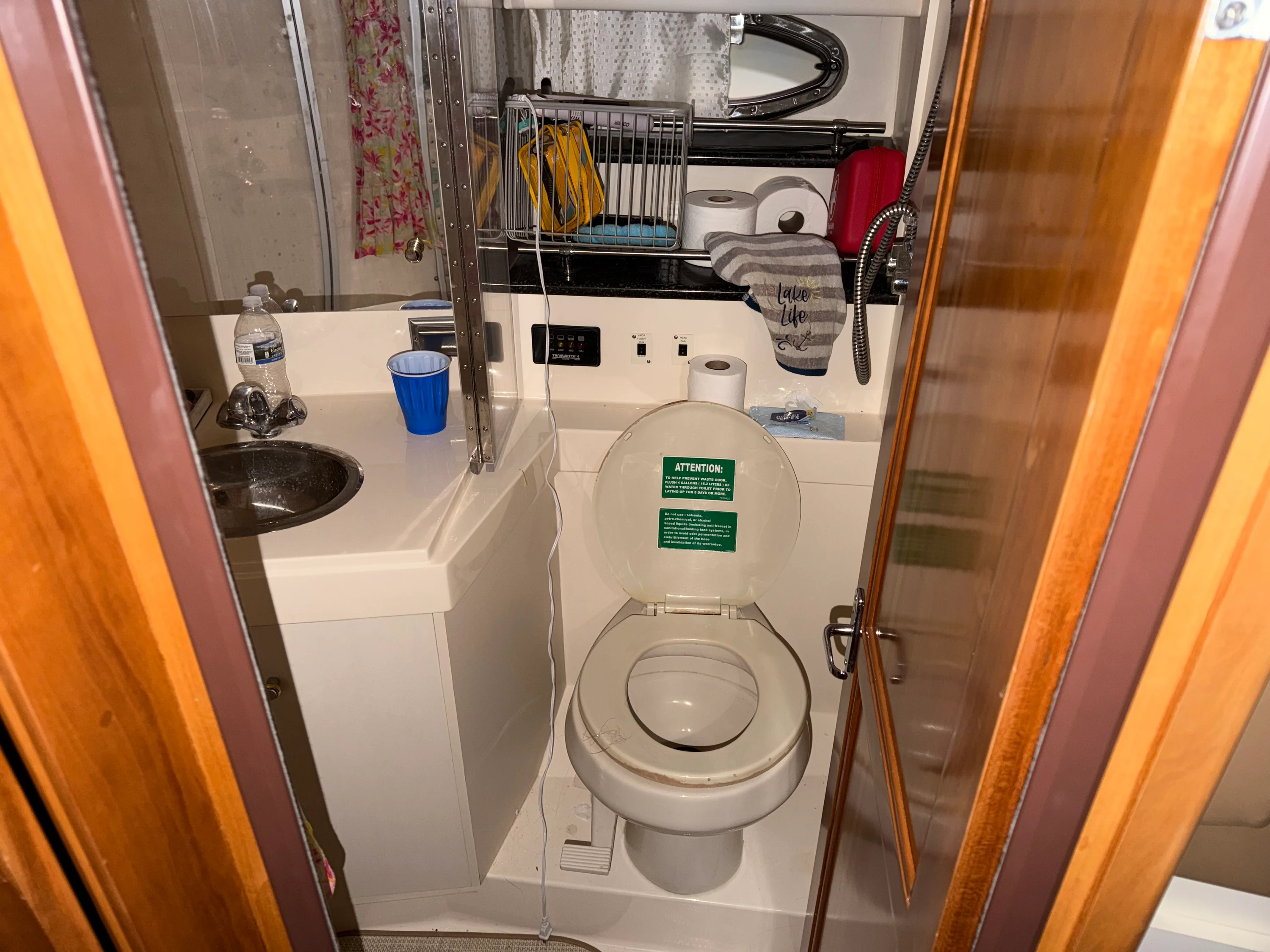 2001 Carver Yachts 356 AFT Image Thumbnail #30