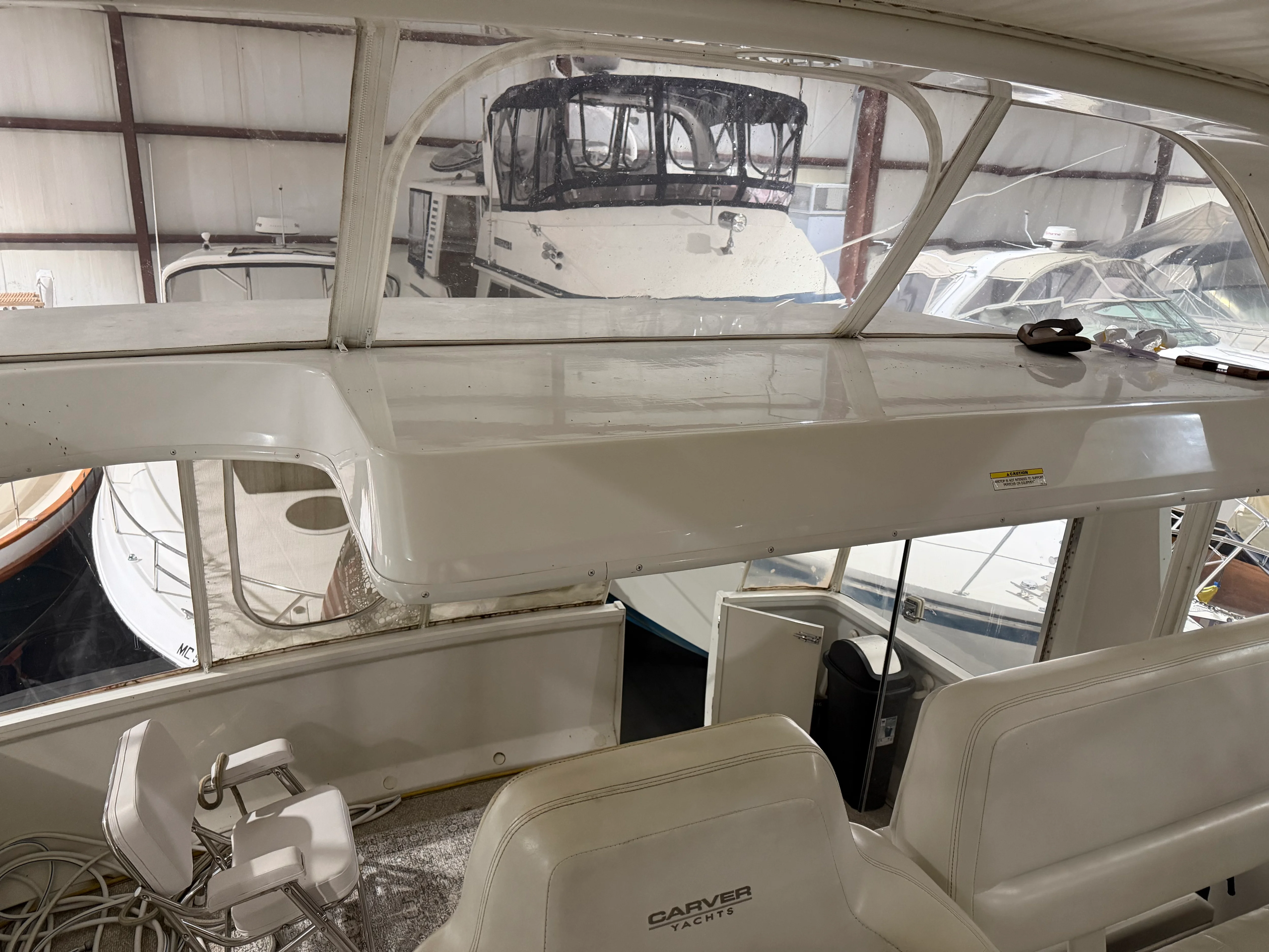 2001 Carver Yachts 356 AFT Image Thumbnail #16