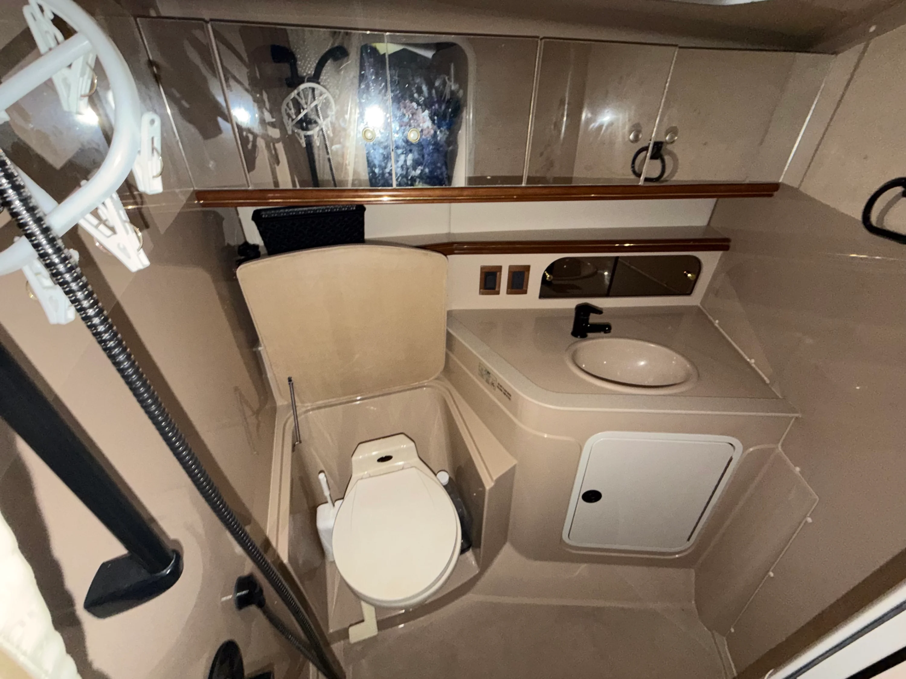 1999 Cruisers Yachts 3575 ESPRIT Image Thumbnail #28