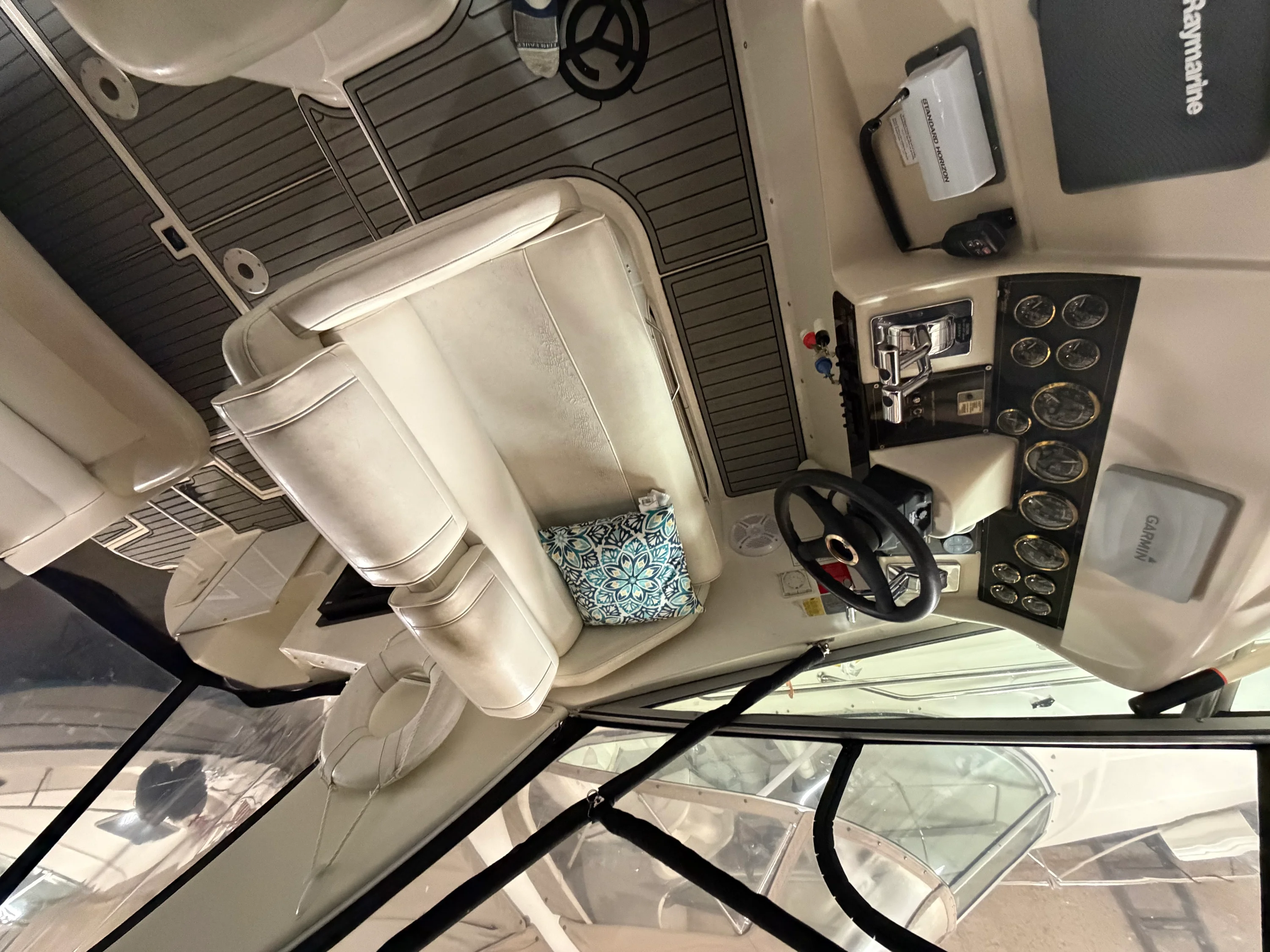 1999 Cruisers Yachts 3575 ESPRIT Image Thumbnail #21