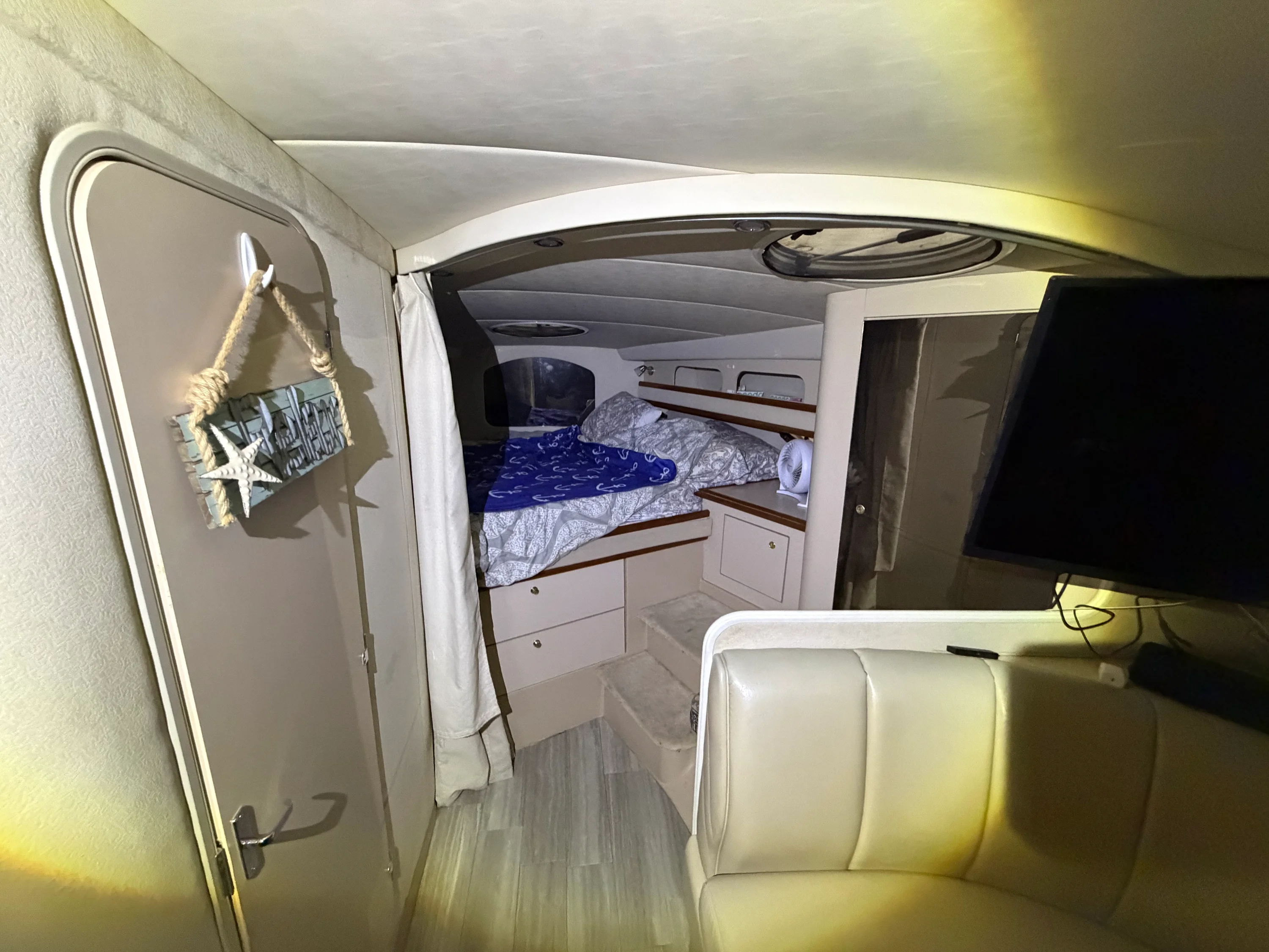 1999 Cruisers Yachts 3575 ESPRIT Image Thumbnail #24